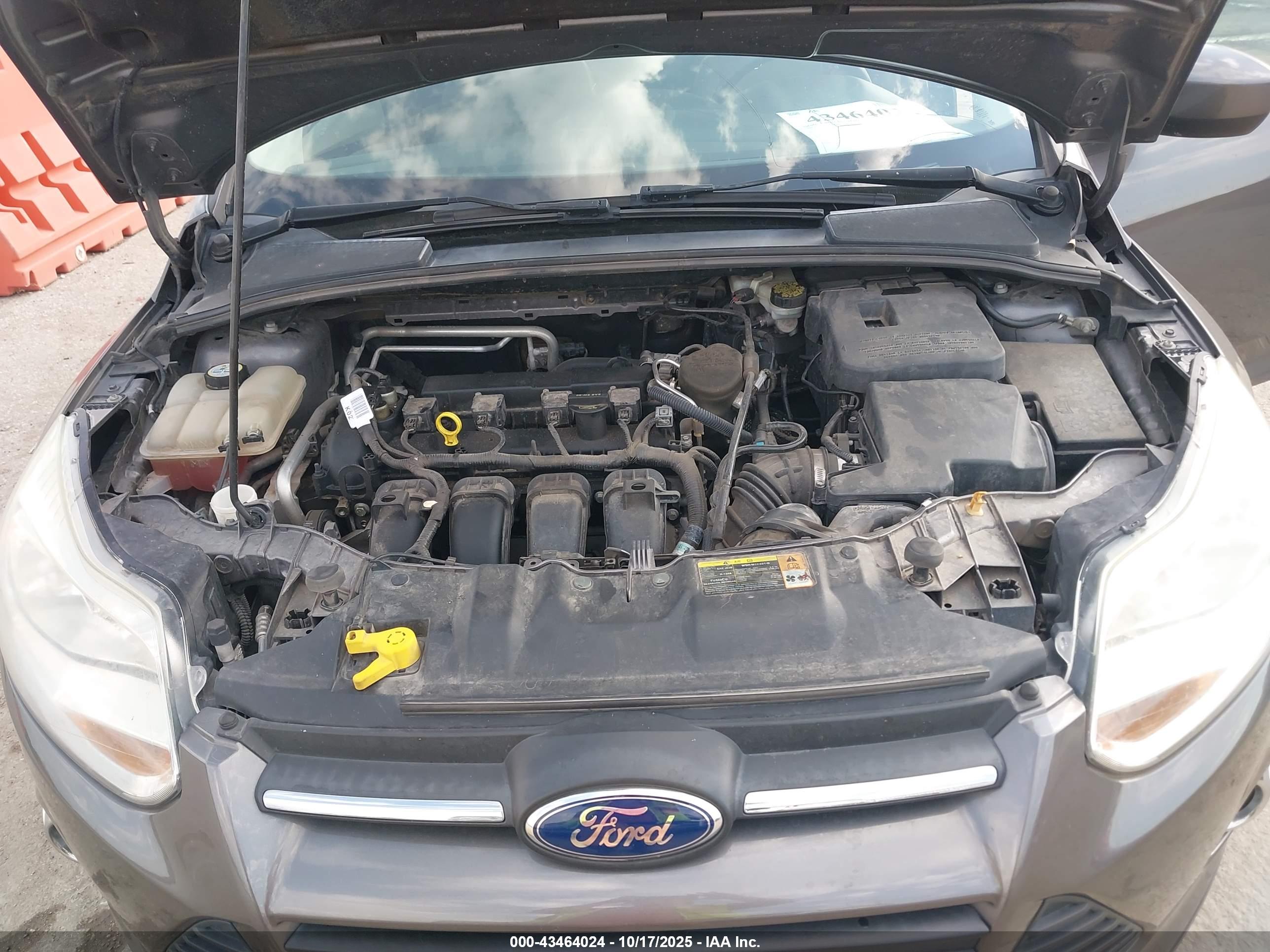 FORD FOCUS image 10