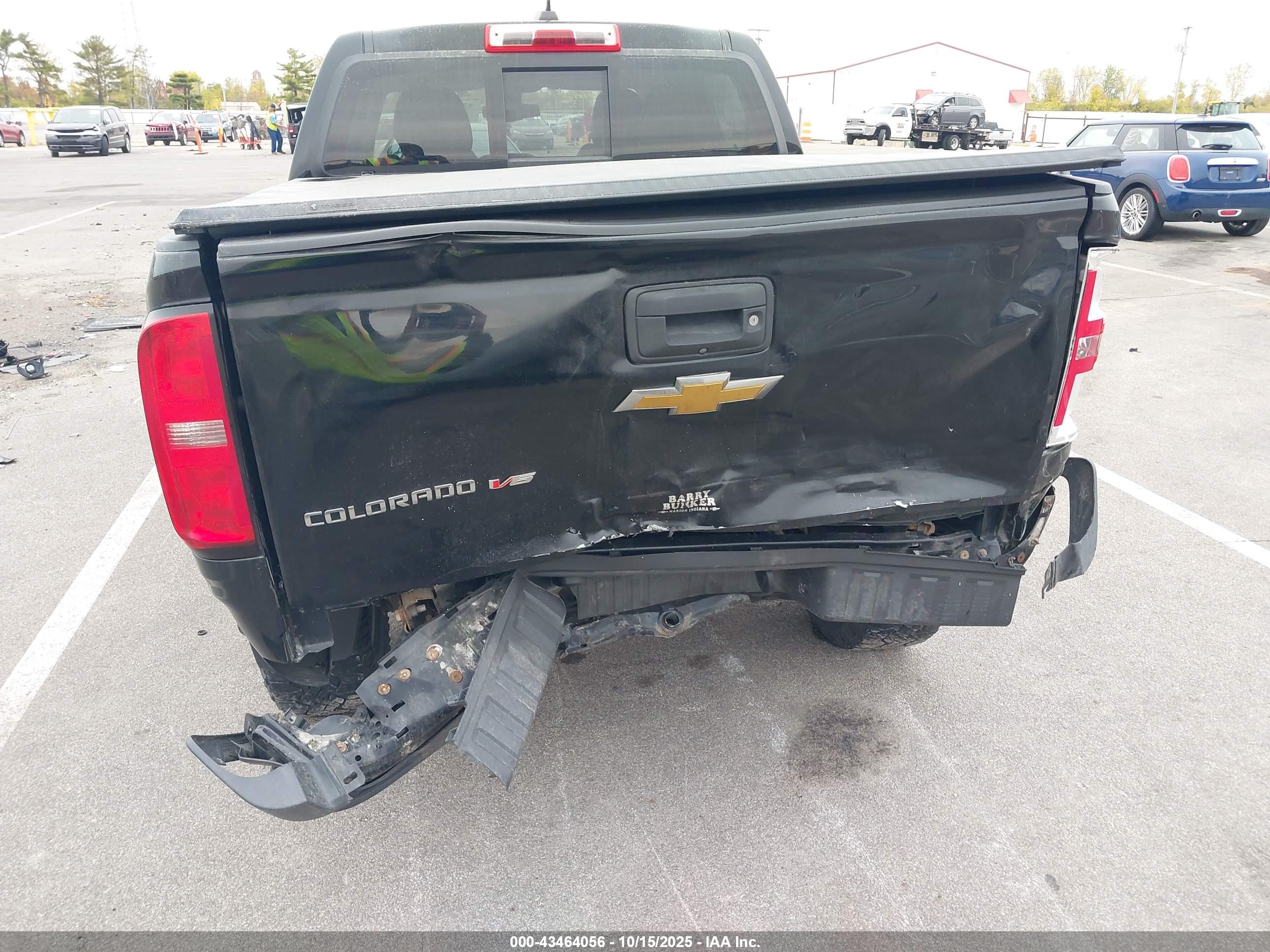 CHEVROLET COLORADO image 6