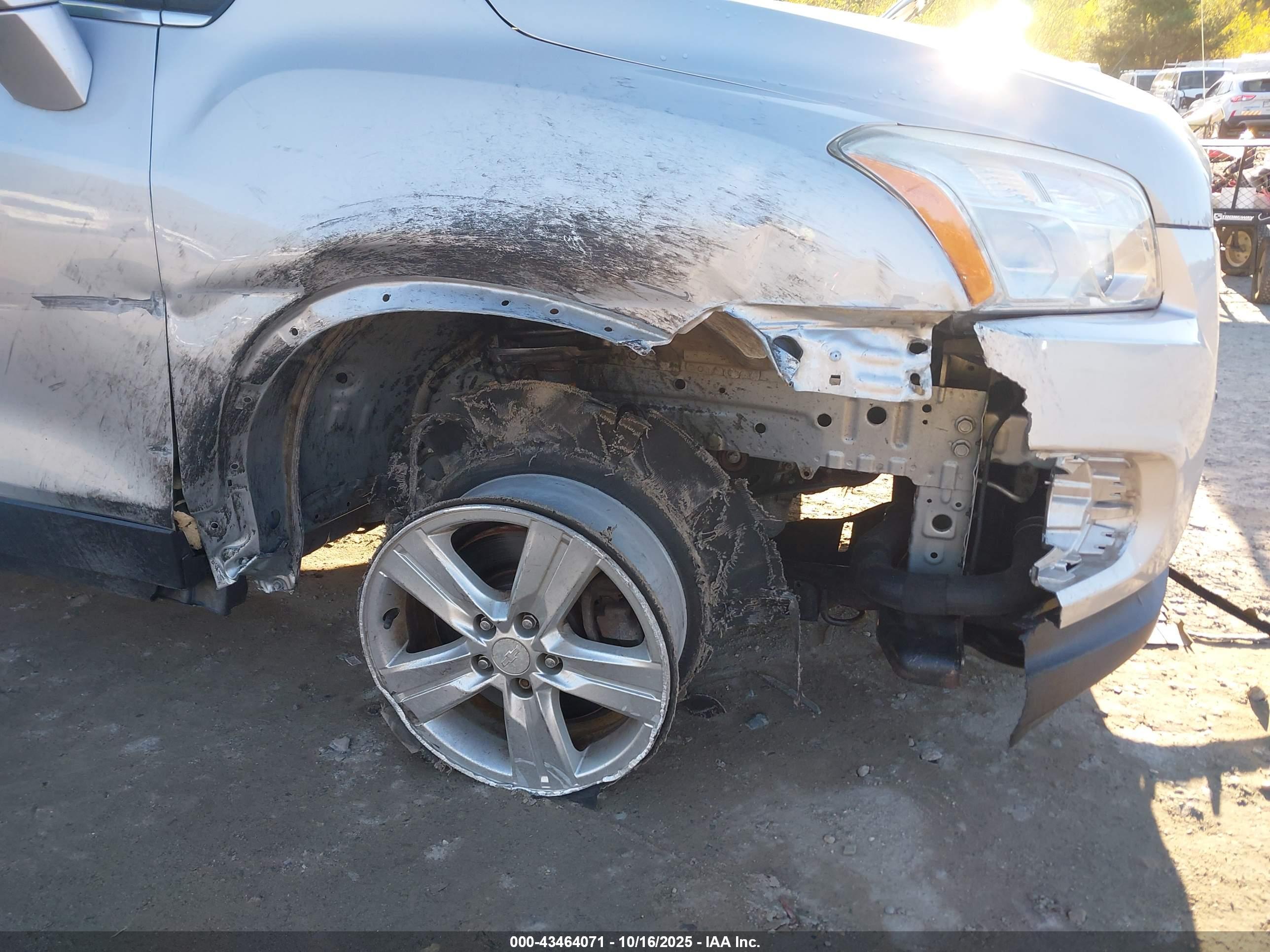 CHEVROLET TRAX image 6