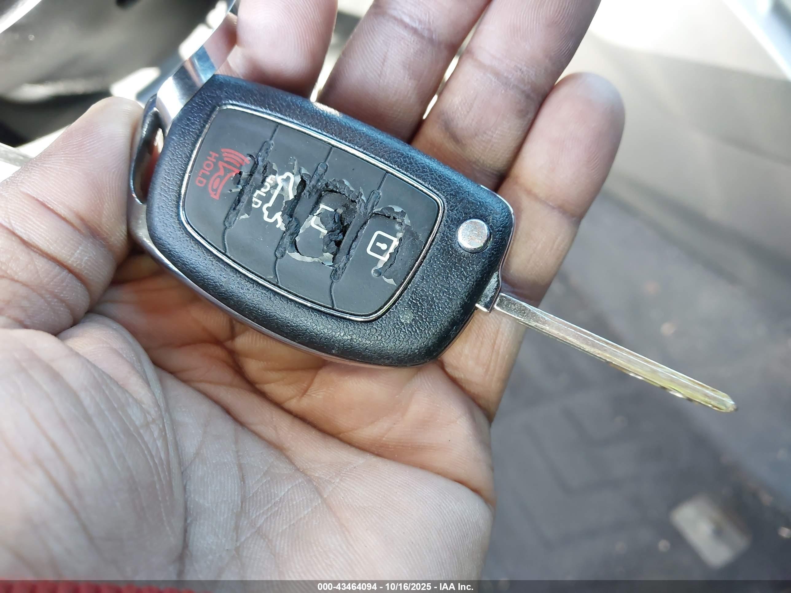 HYUNDAI SONATA image 11