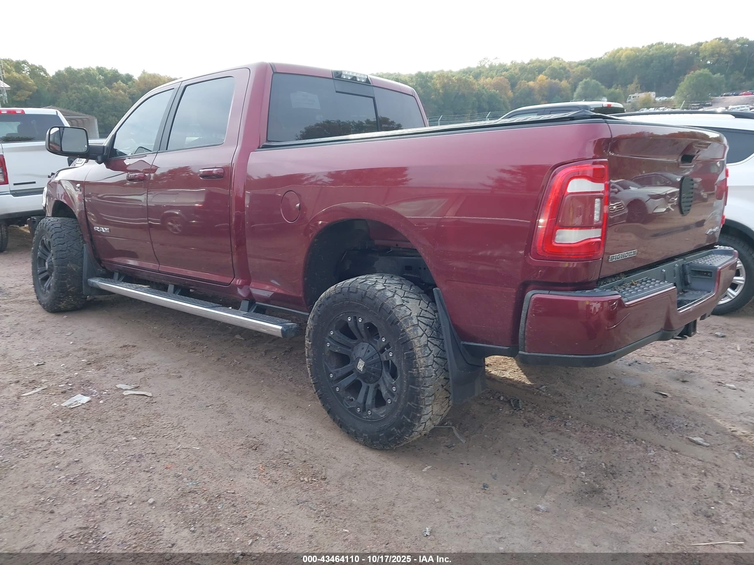 RAM 2500 image 3