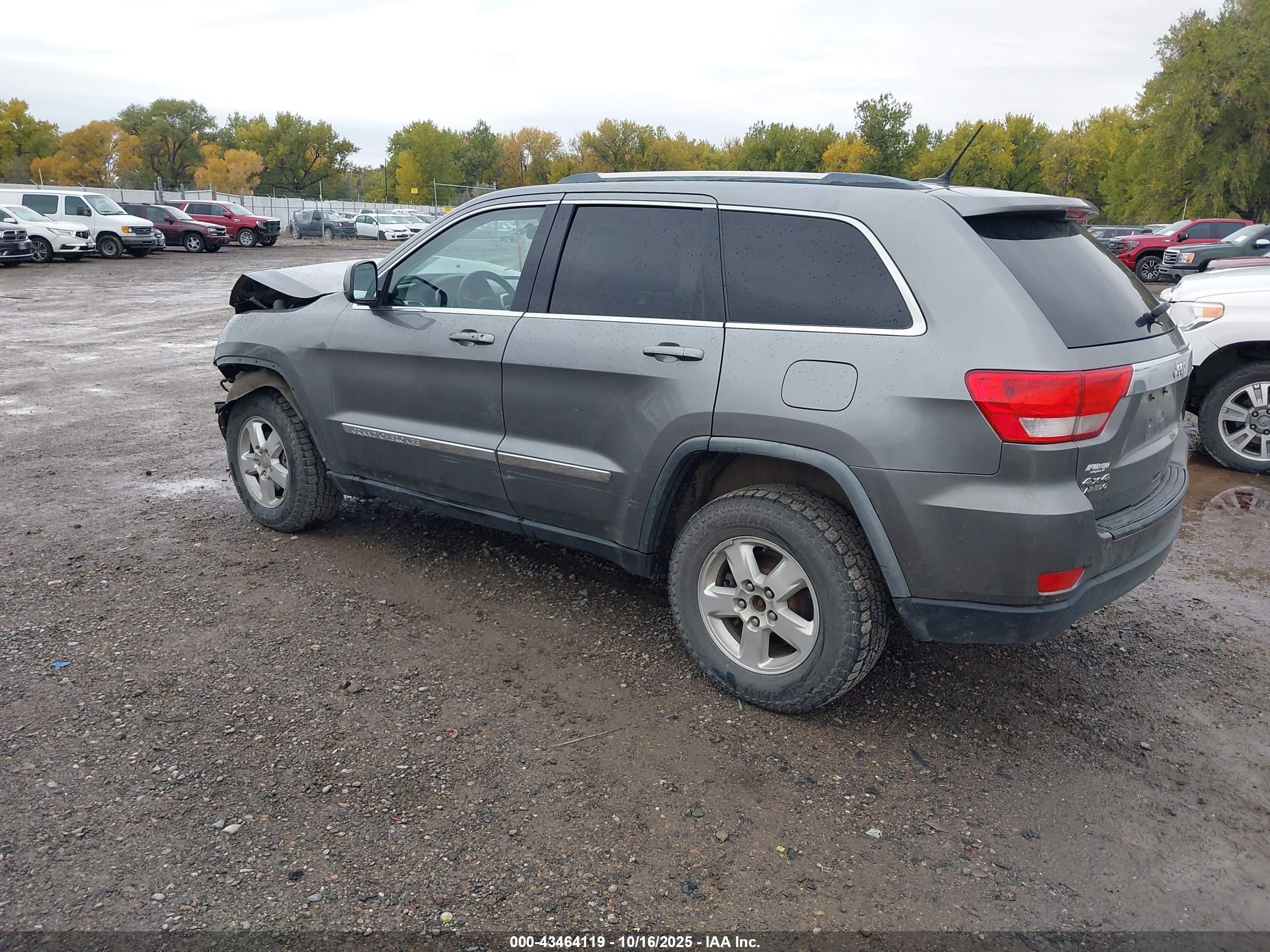 JEEP GRAND image 3