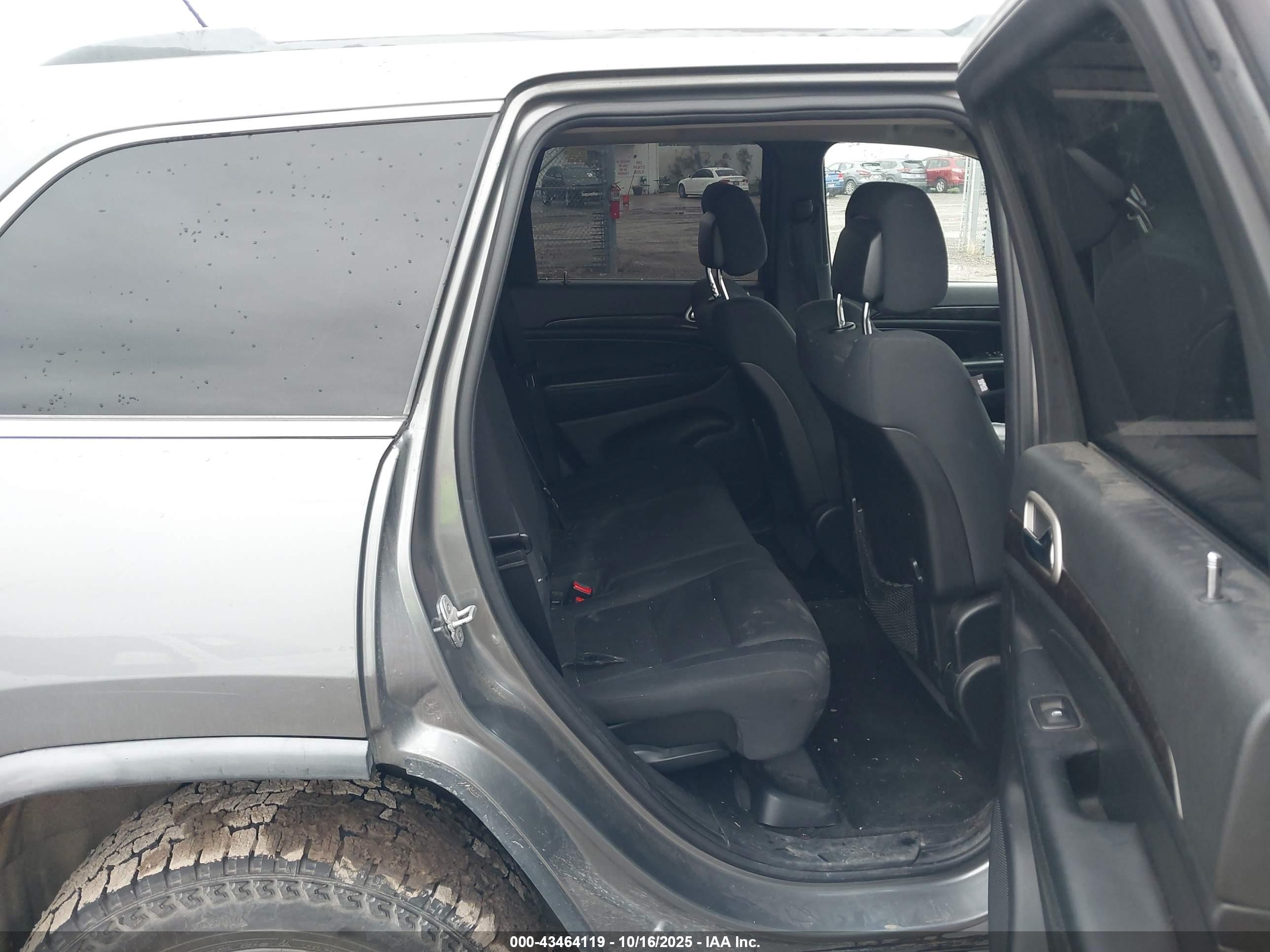 JEEP GRAND image 8