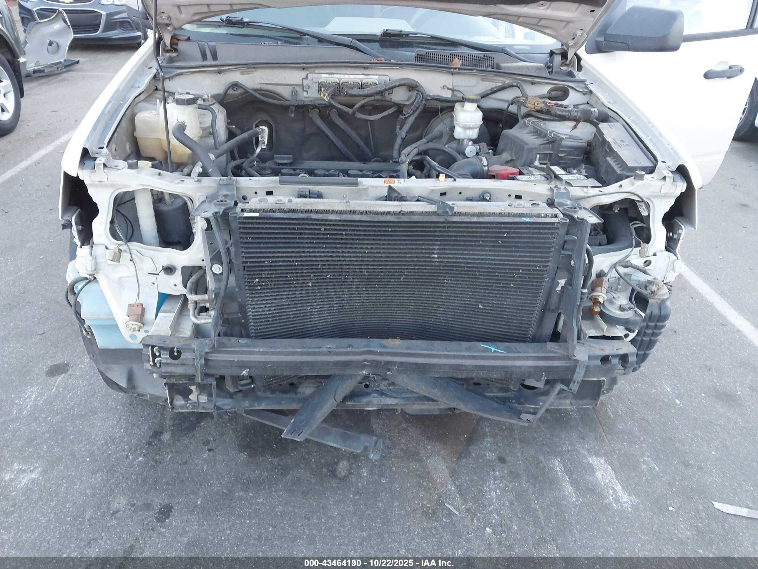 FORD ESCAPE image 6