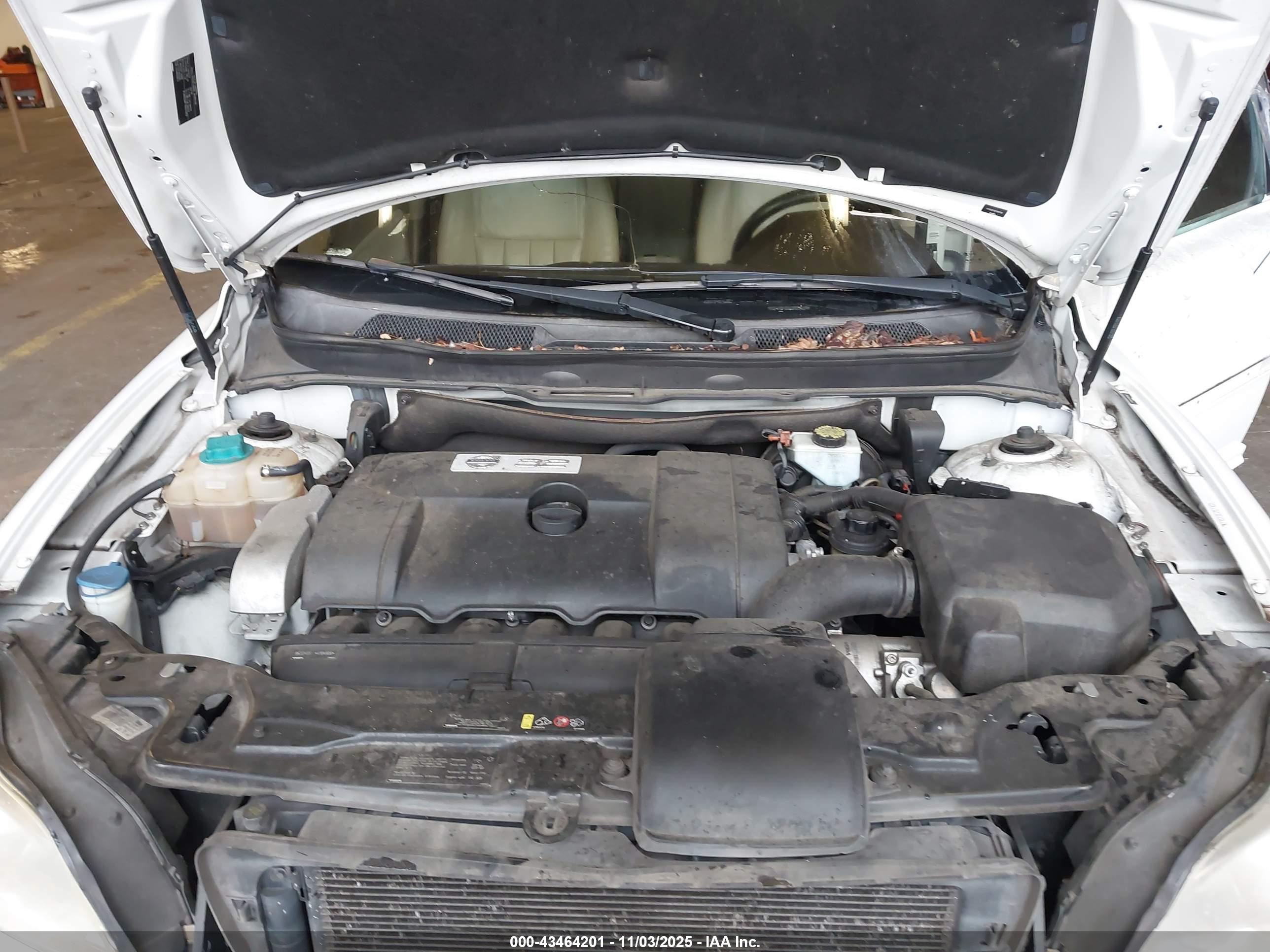 VOLVO XC90 image 10