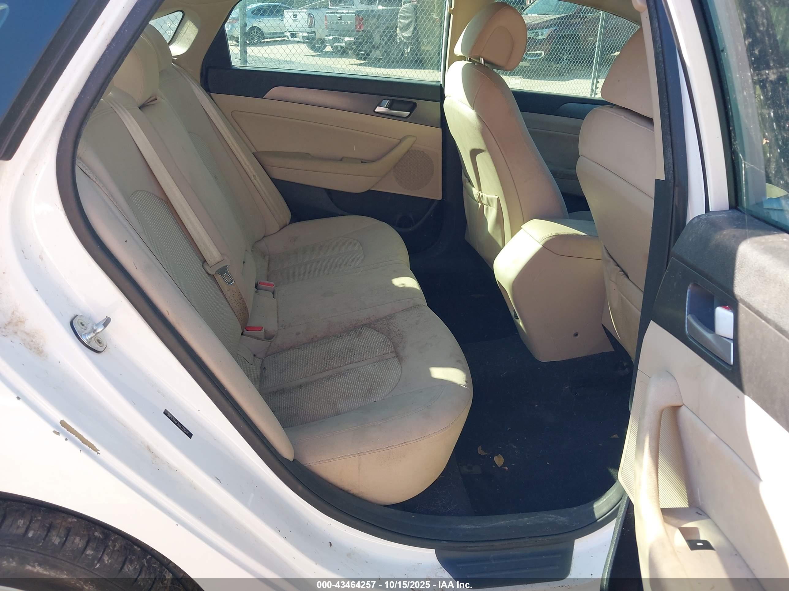HYUNDAI SONATA image 8
