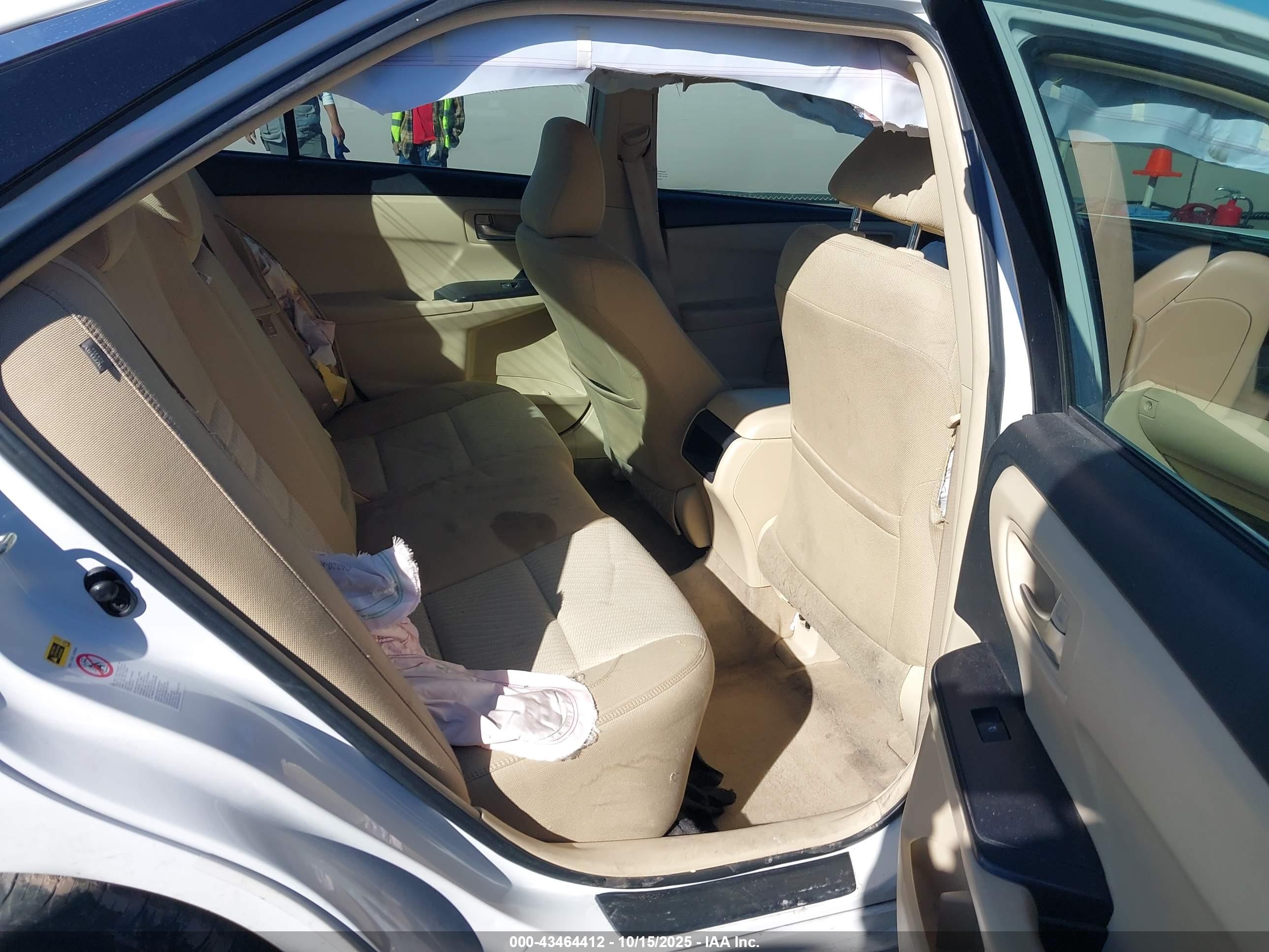 TOYOTA CAMRY image 8