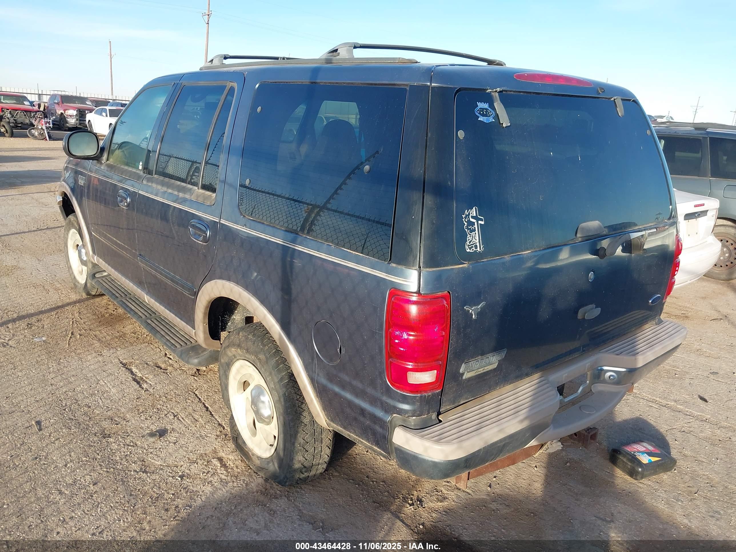 FORD EXPEDITION image 3