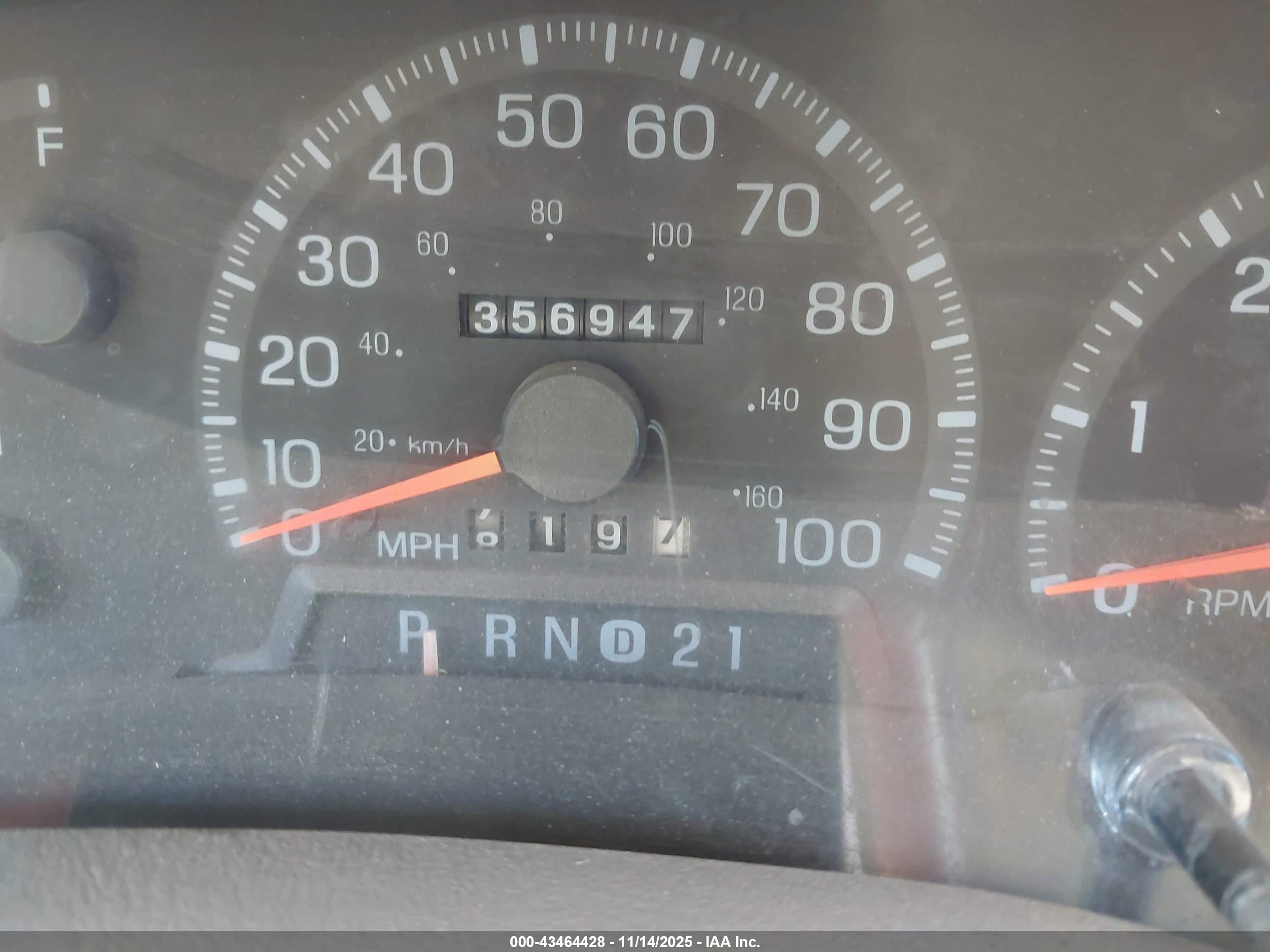 FORD EXPEDITION image 7