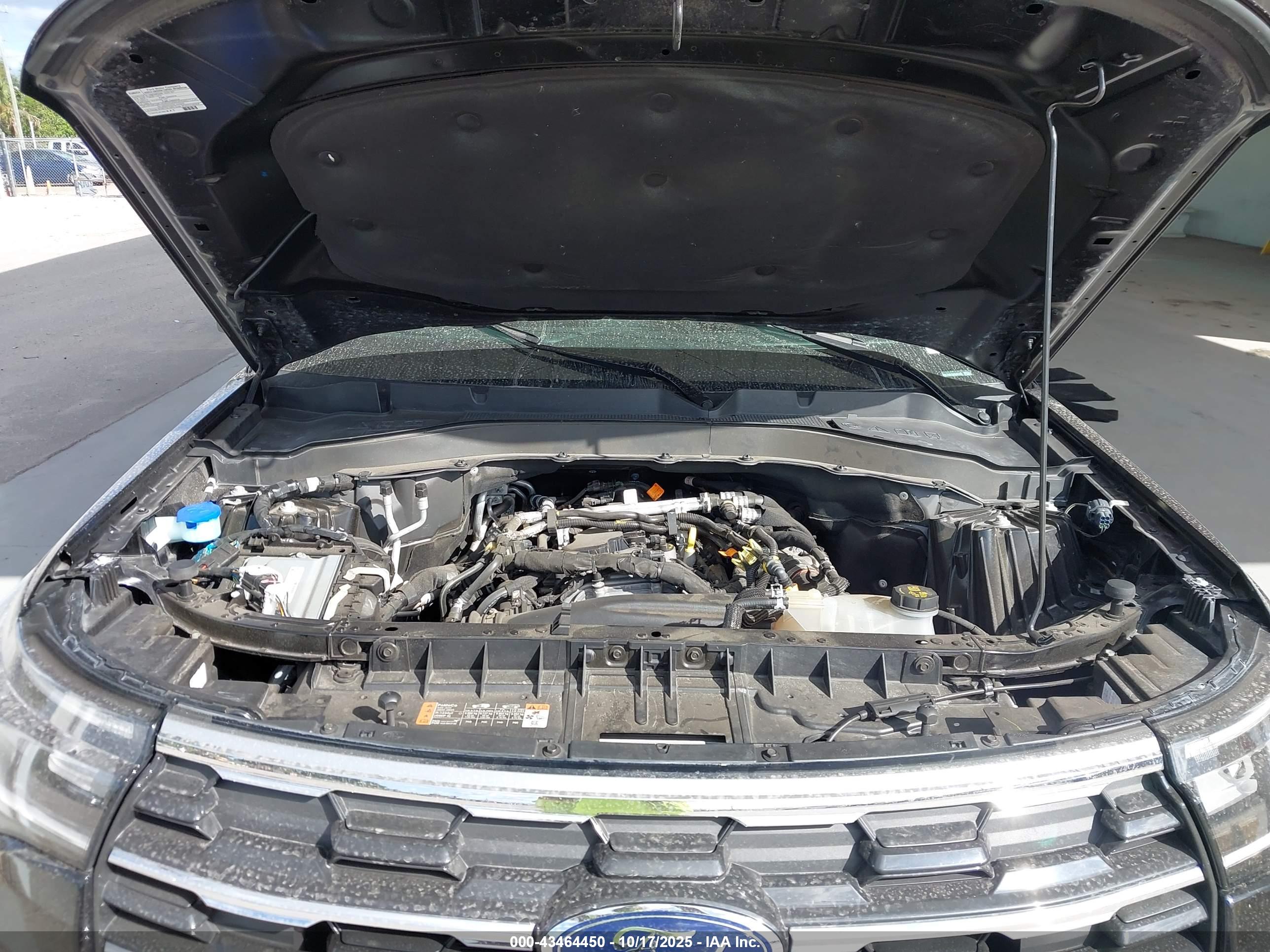 FORD EXPLORER image 10