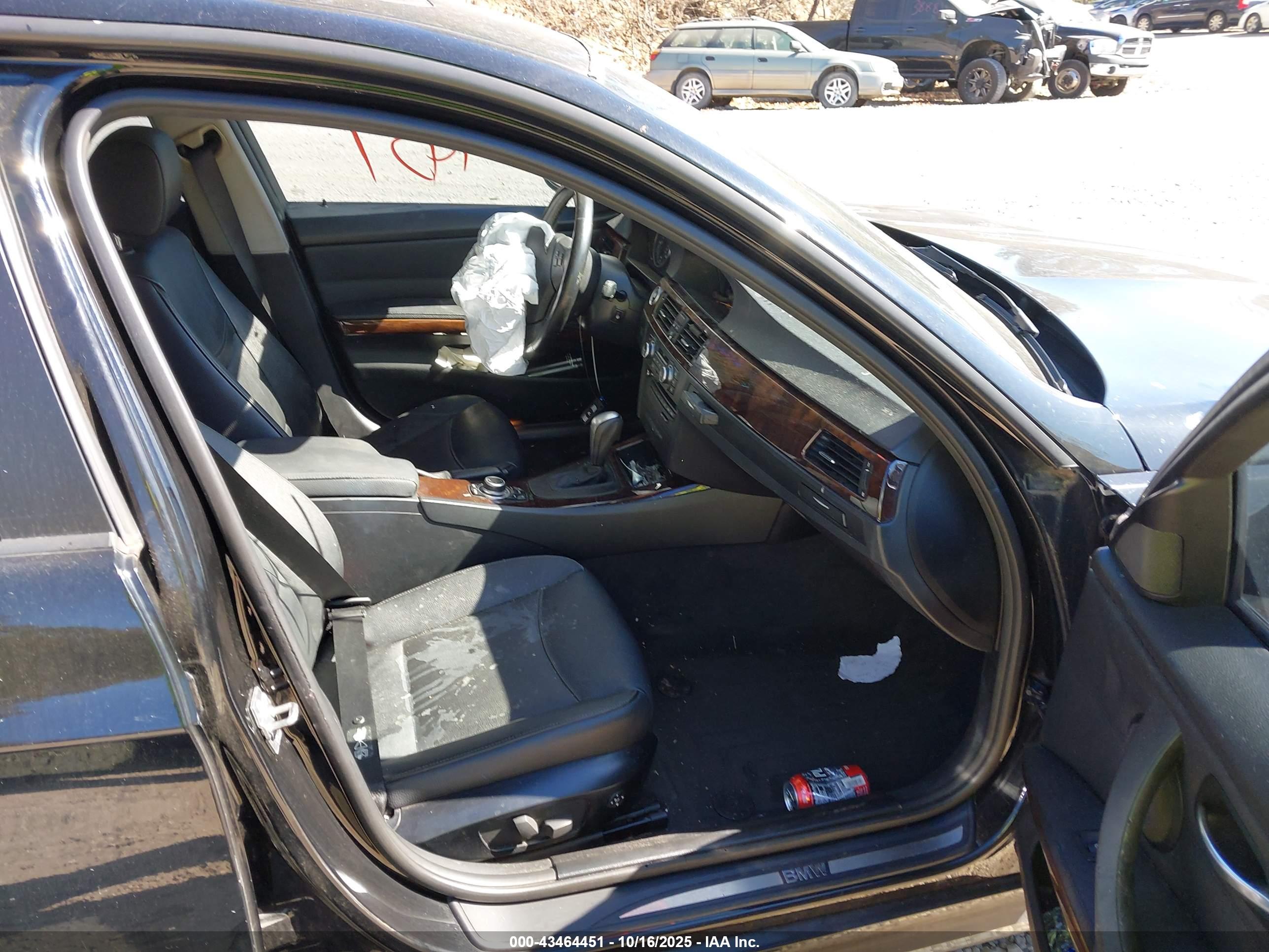 BMW 328I image 5