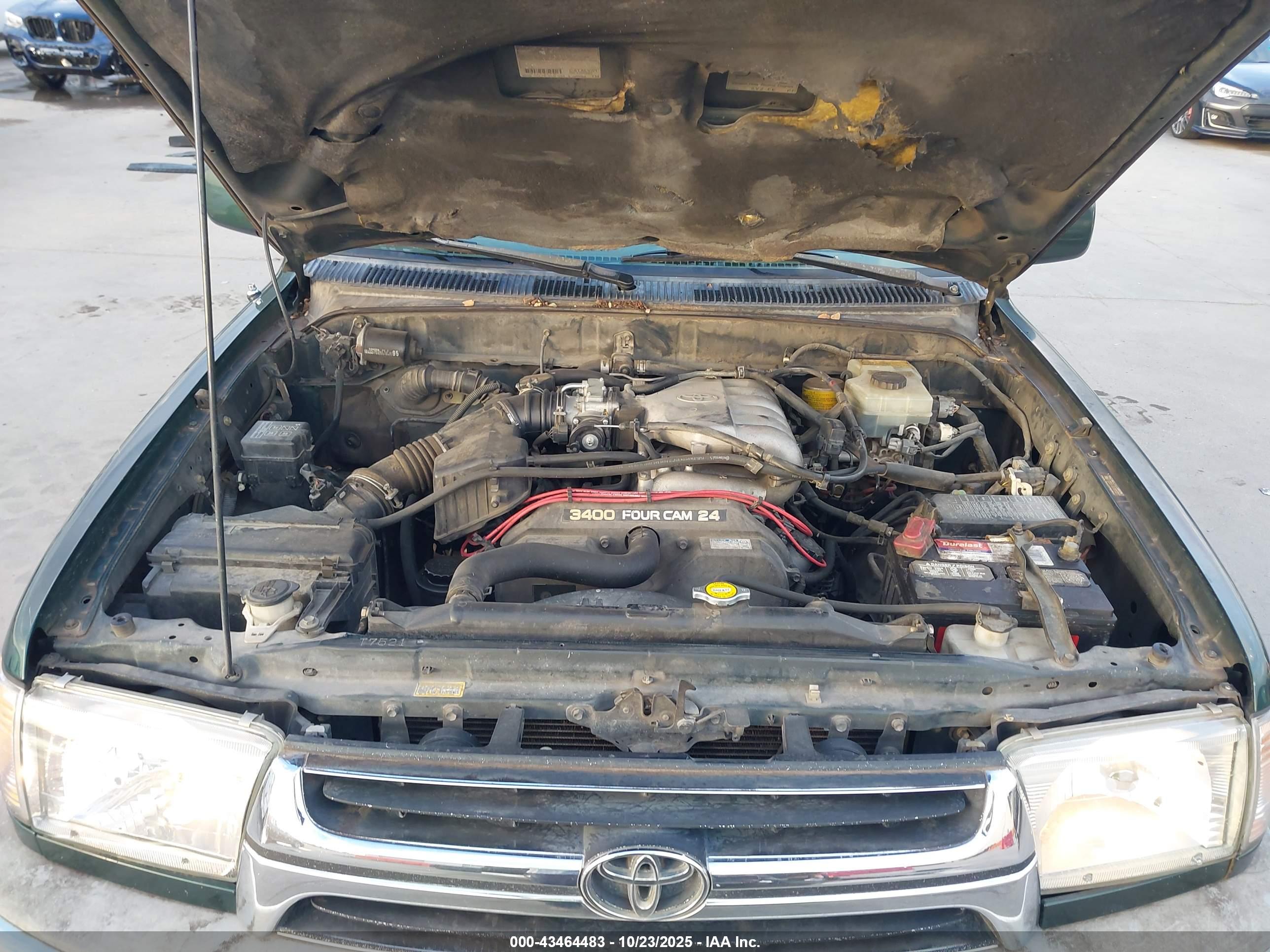 TOYOTA 4RUNNER image 10