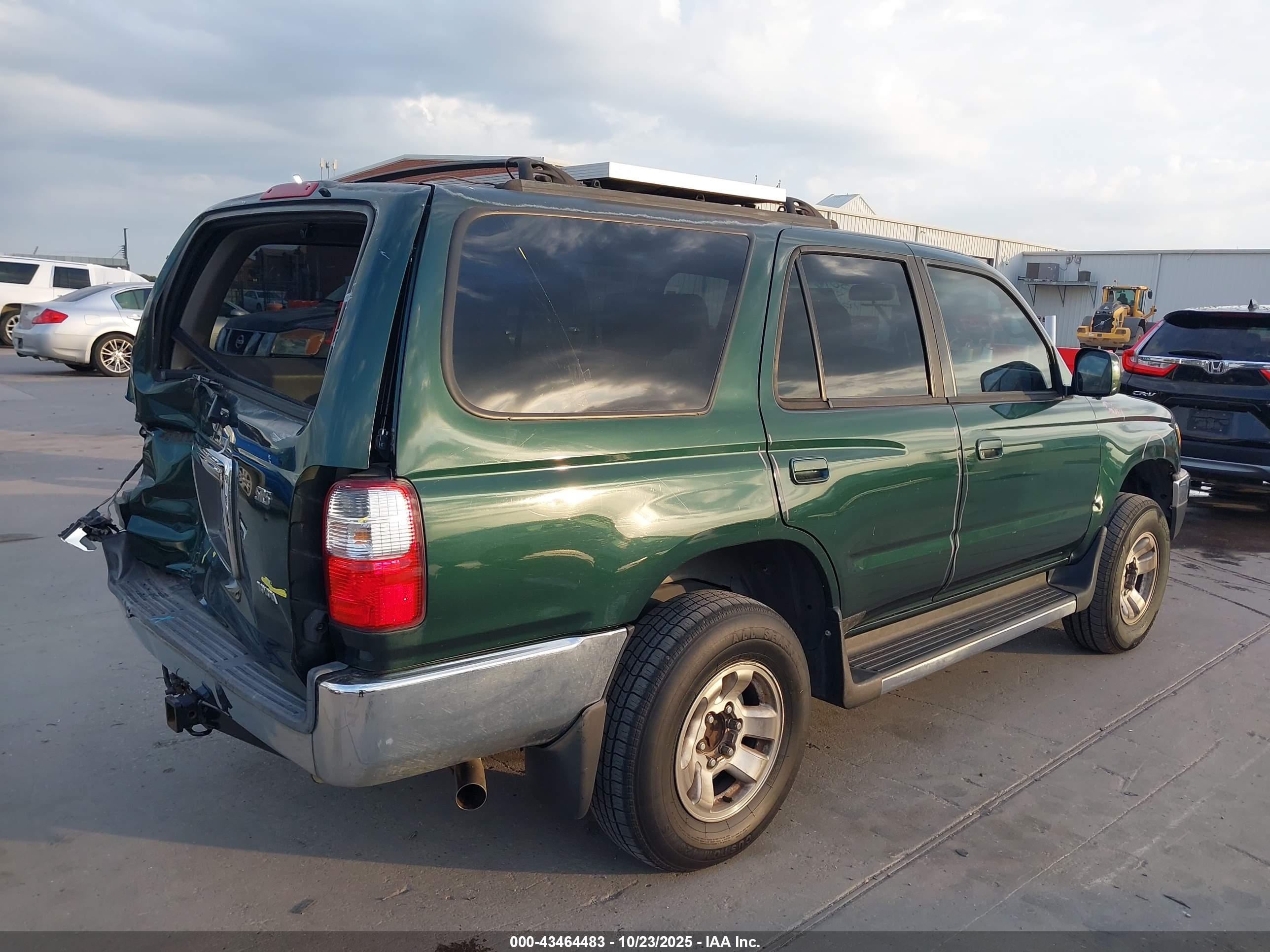 TOYOTA 4RUNNER image 4