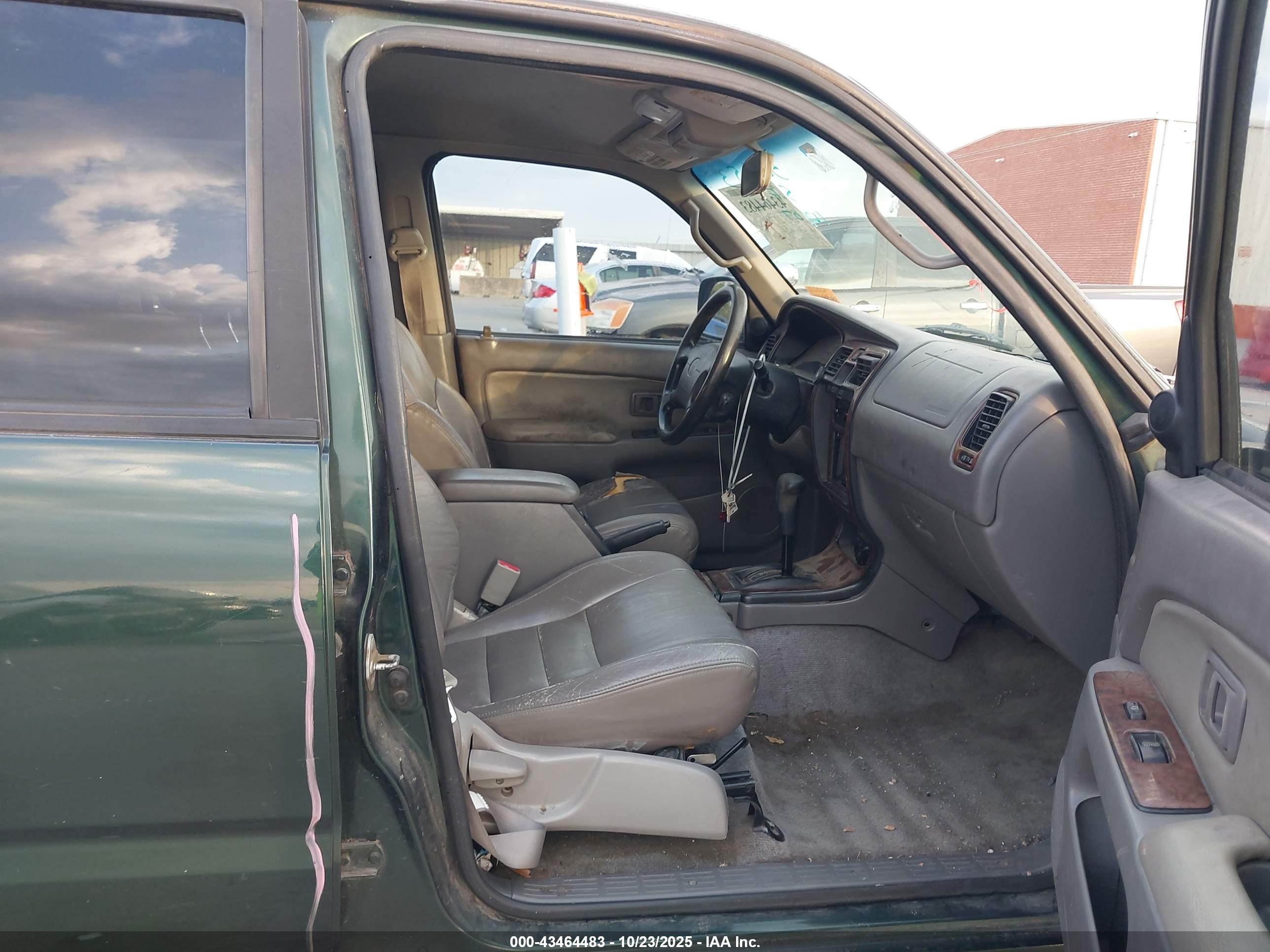 TOYOTA 4RUNNER image 5