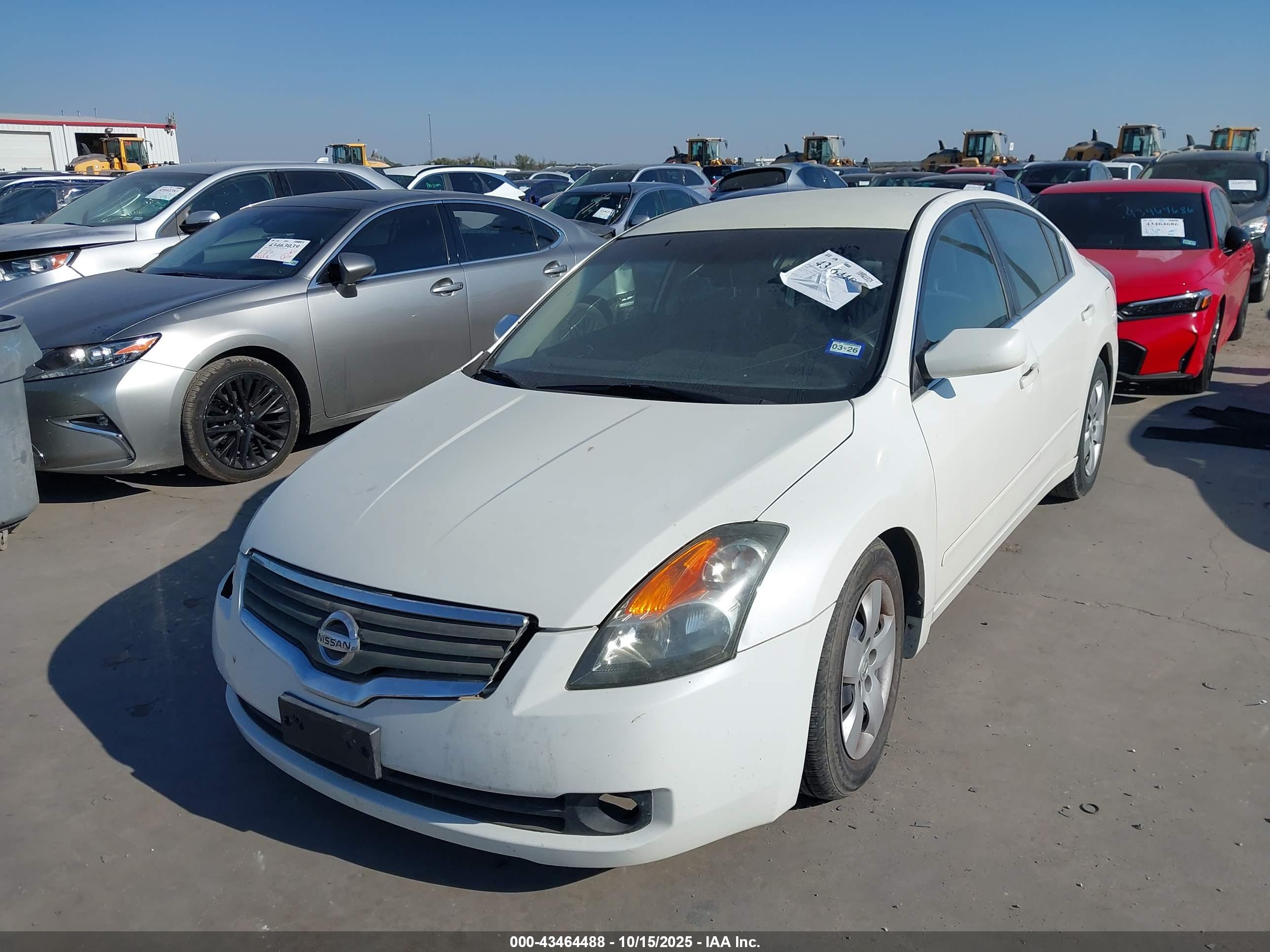 NISSAN ALTIMA image 2