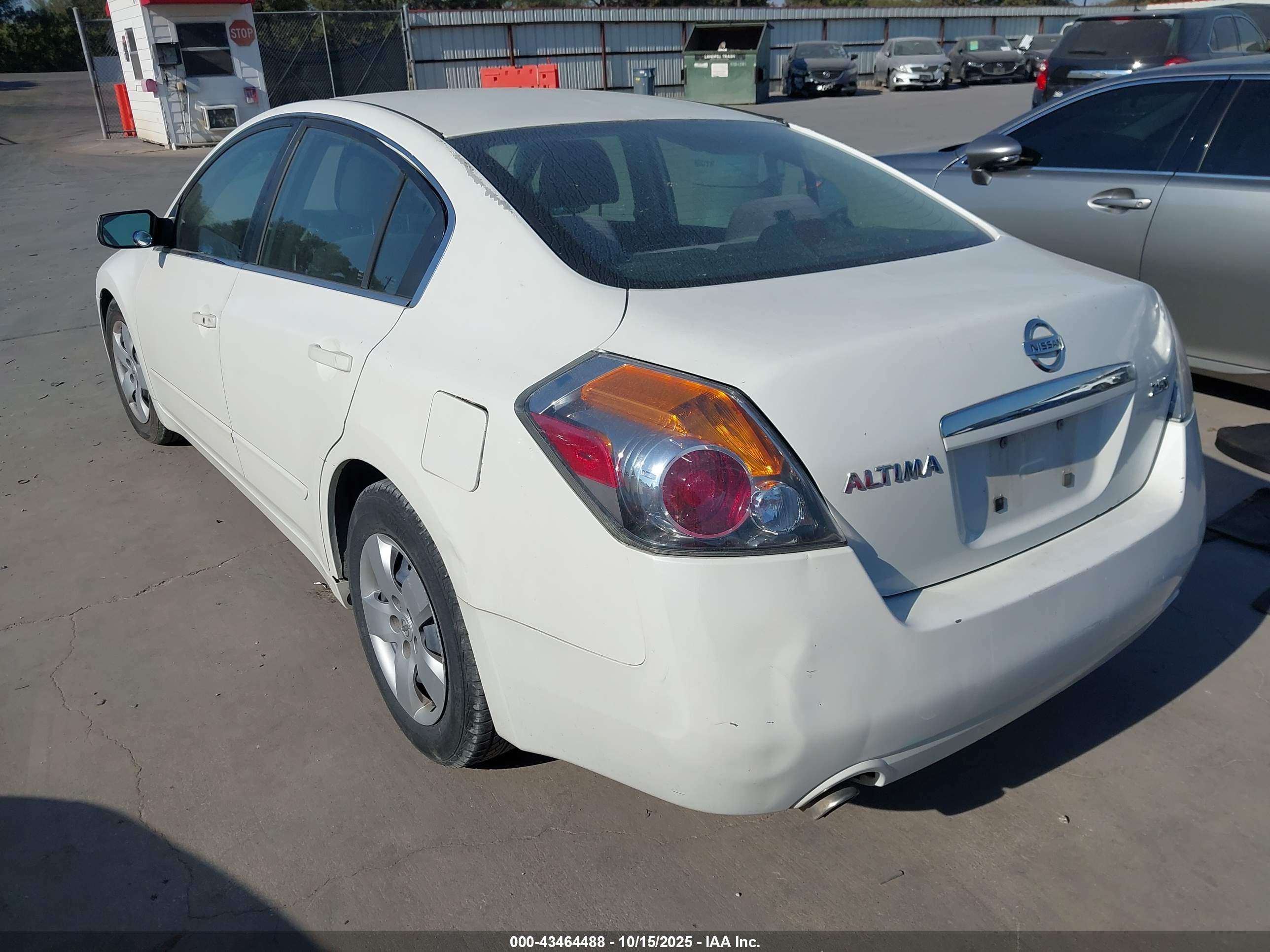 NISSAN ALTIMA image 3