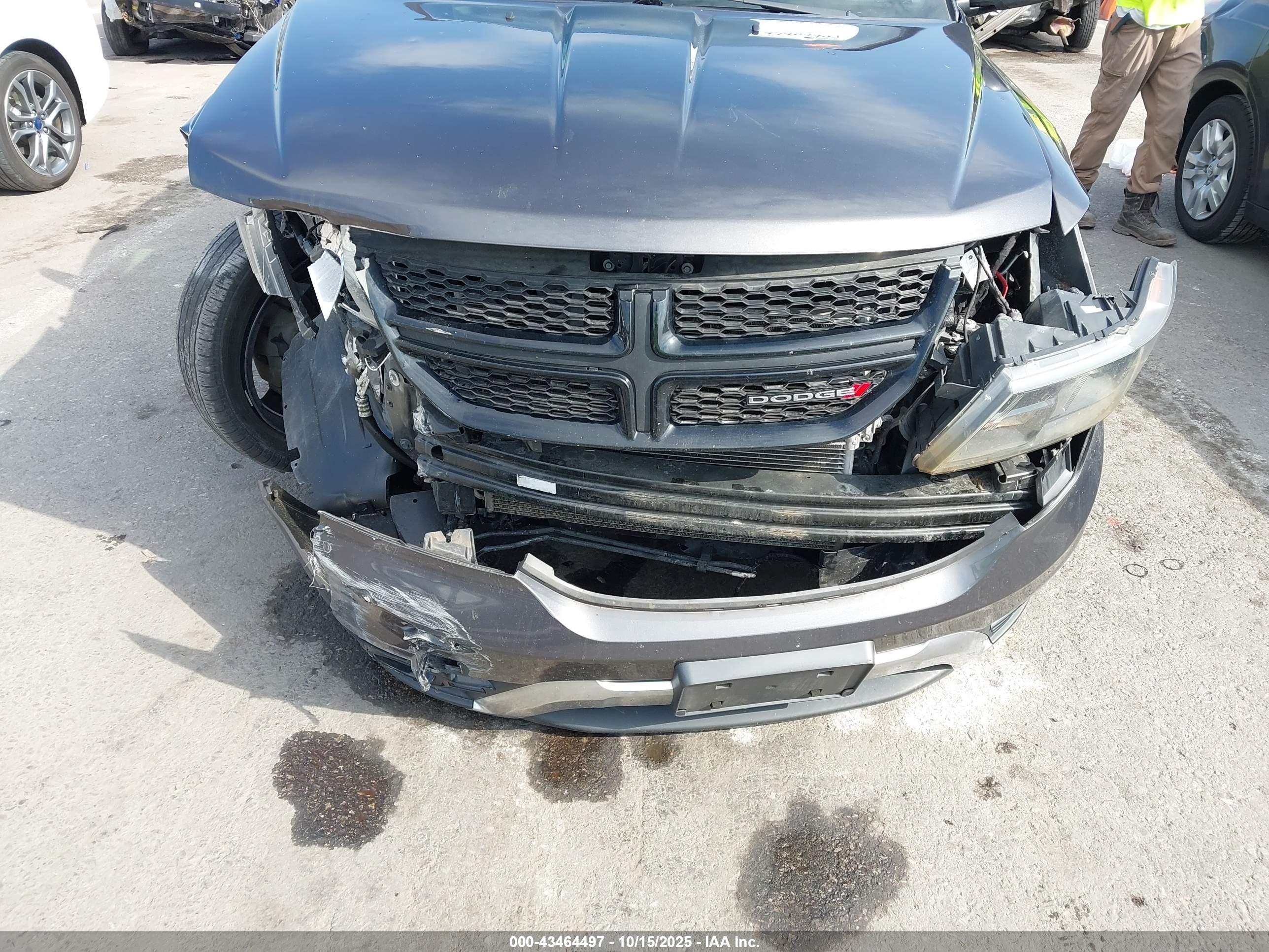 DODGE JOURNEY image 6