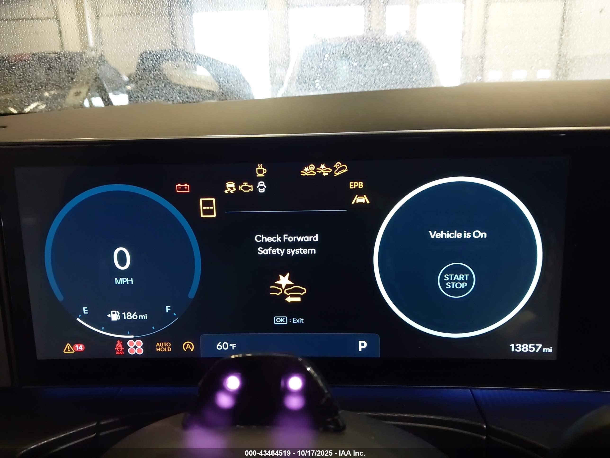 HYUNDAI SANTA image 7