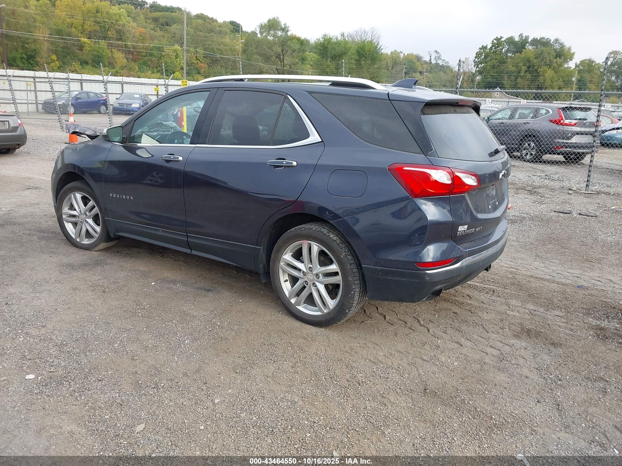 CHEVROLET EQUINOX image 3