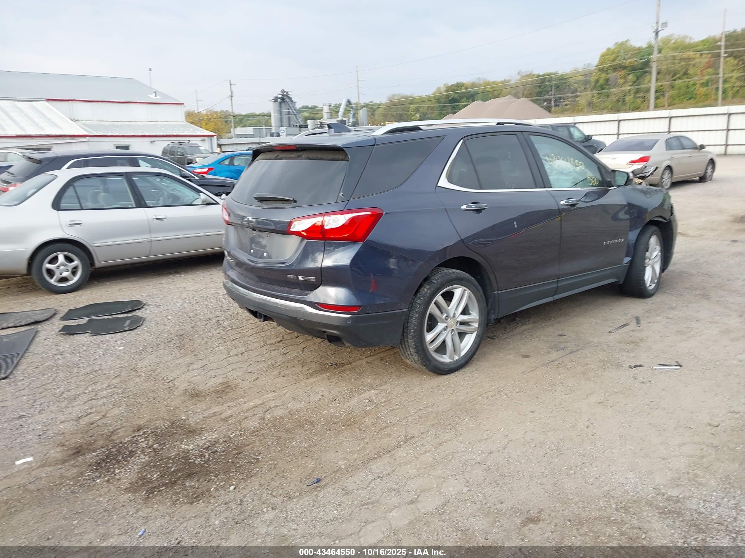 CHEVROLET EQUINOX image 4