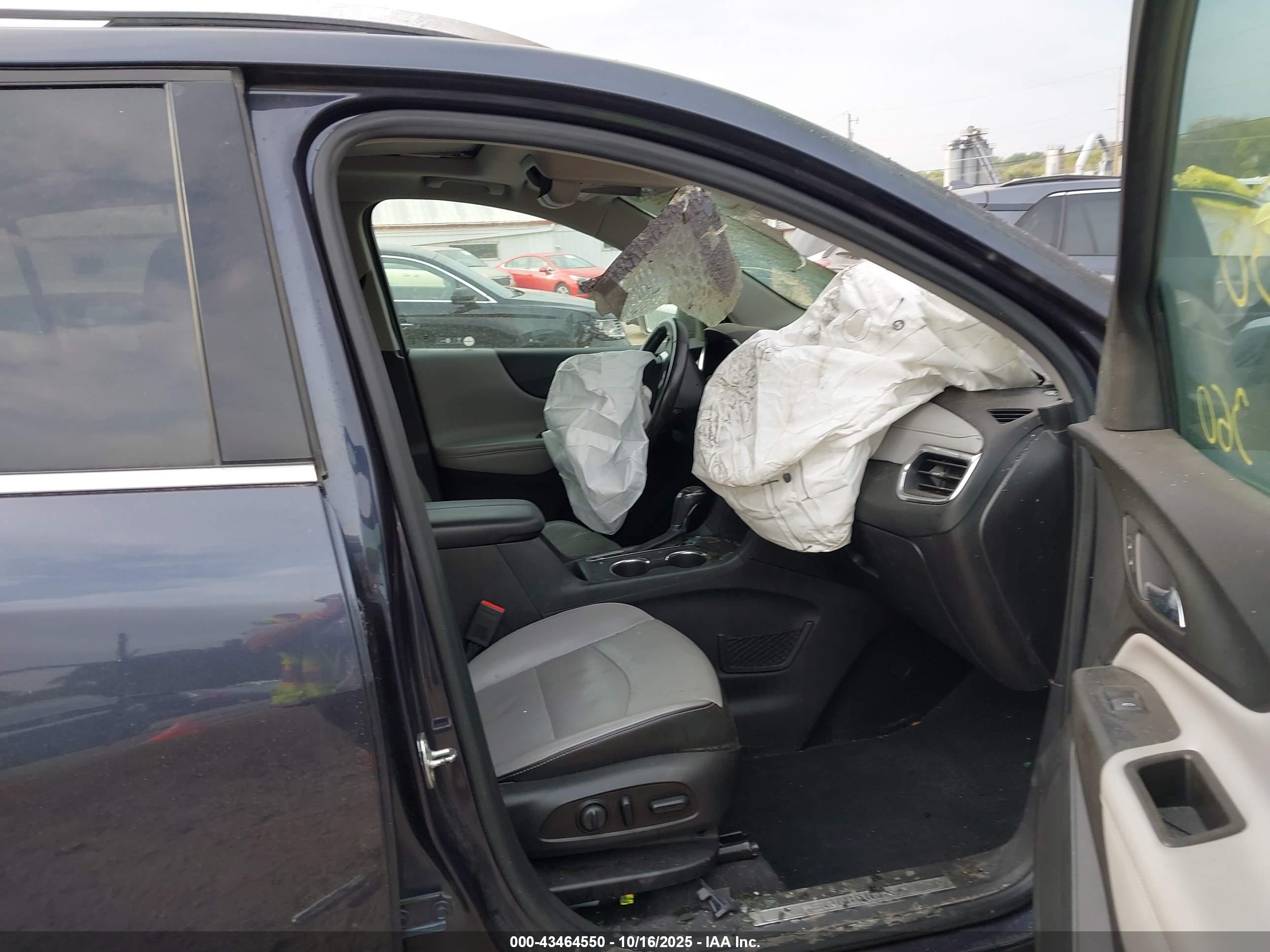 CHEVROLET EQUINOX image 5