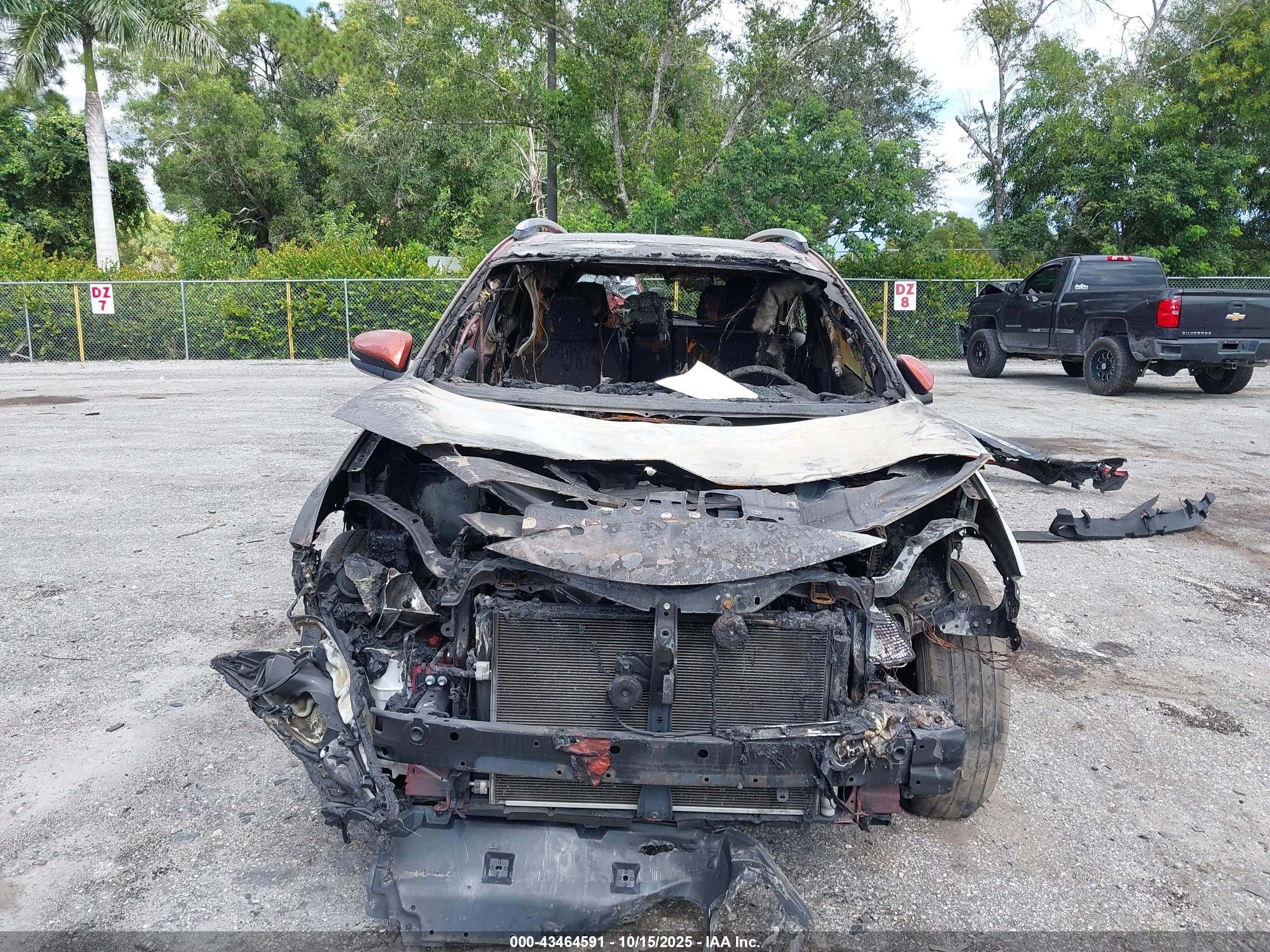 TOYOTA RAV4 image 6