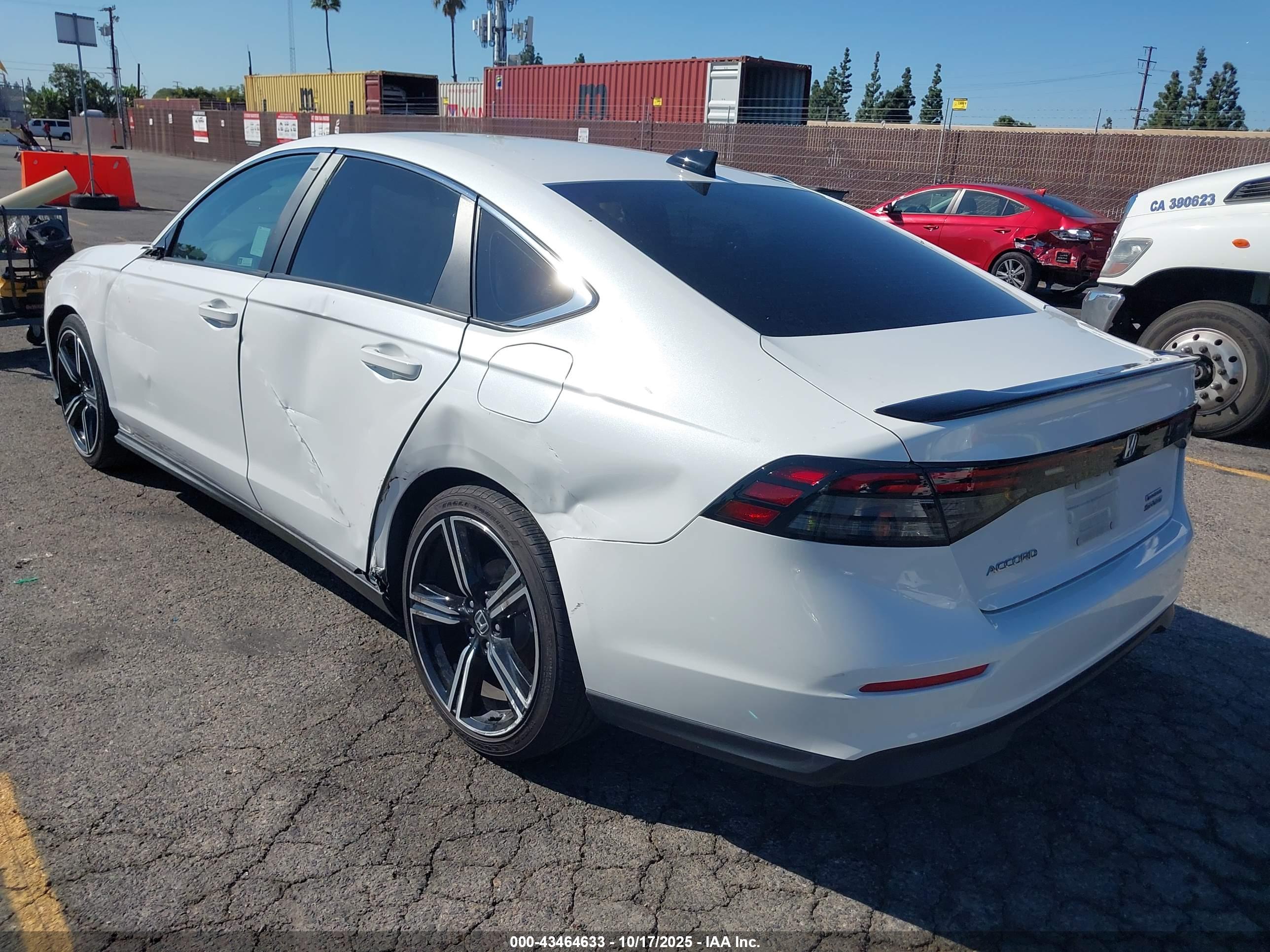 HONDA ACCORD image 3