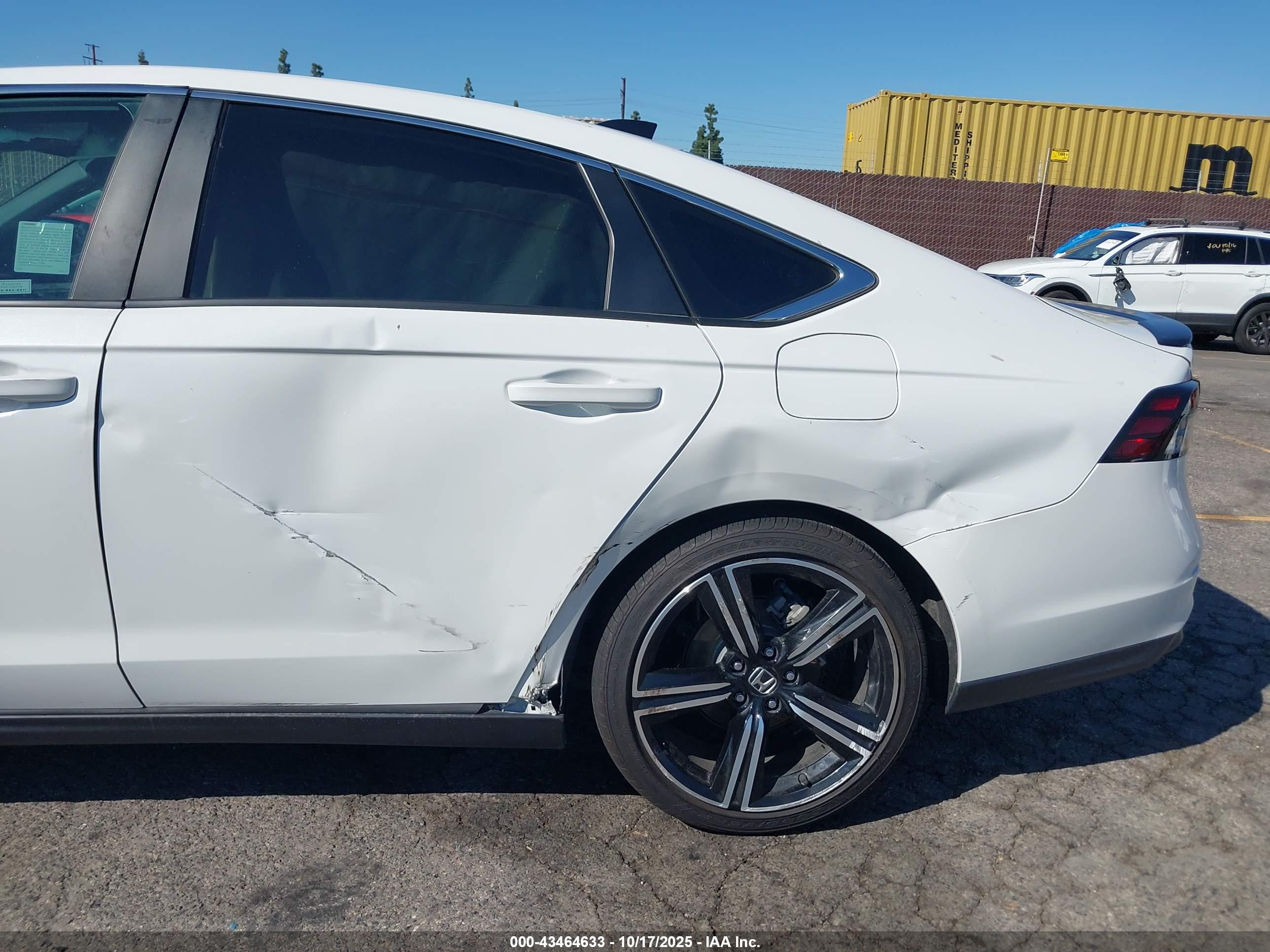 HONDA ACCORD image 6