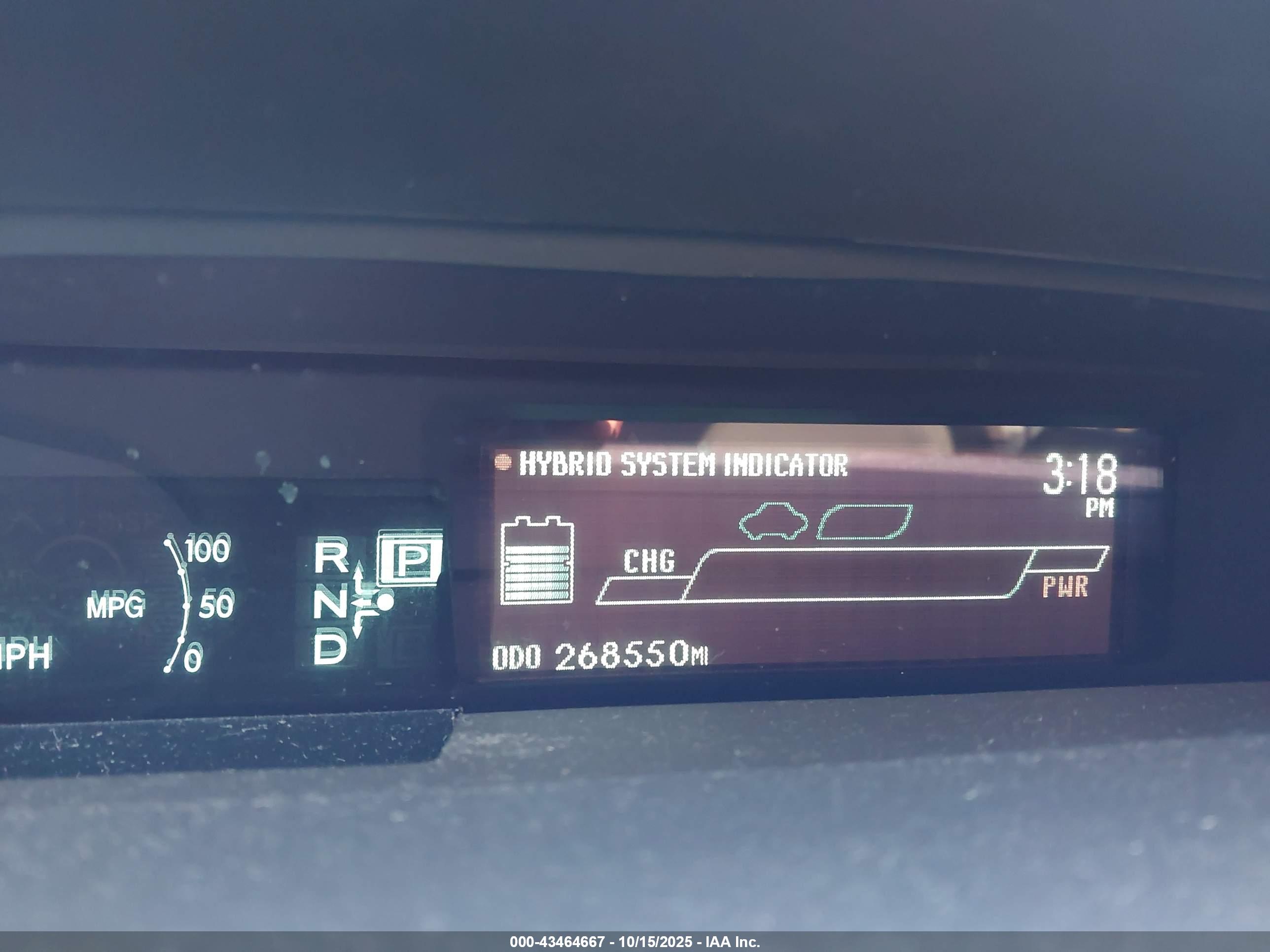 TOYOTA PRIUS image 7