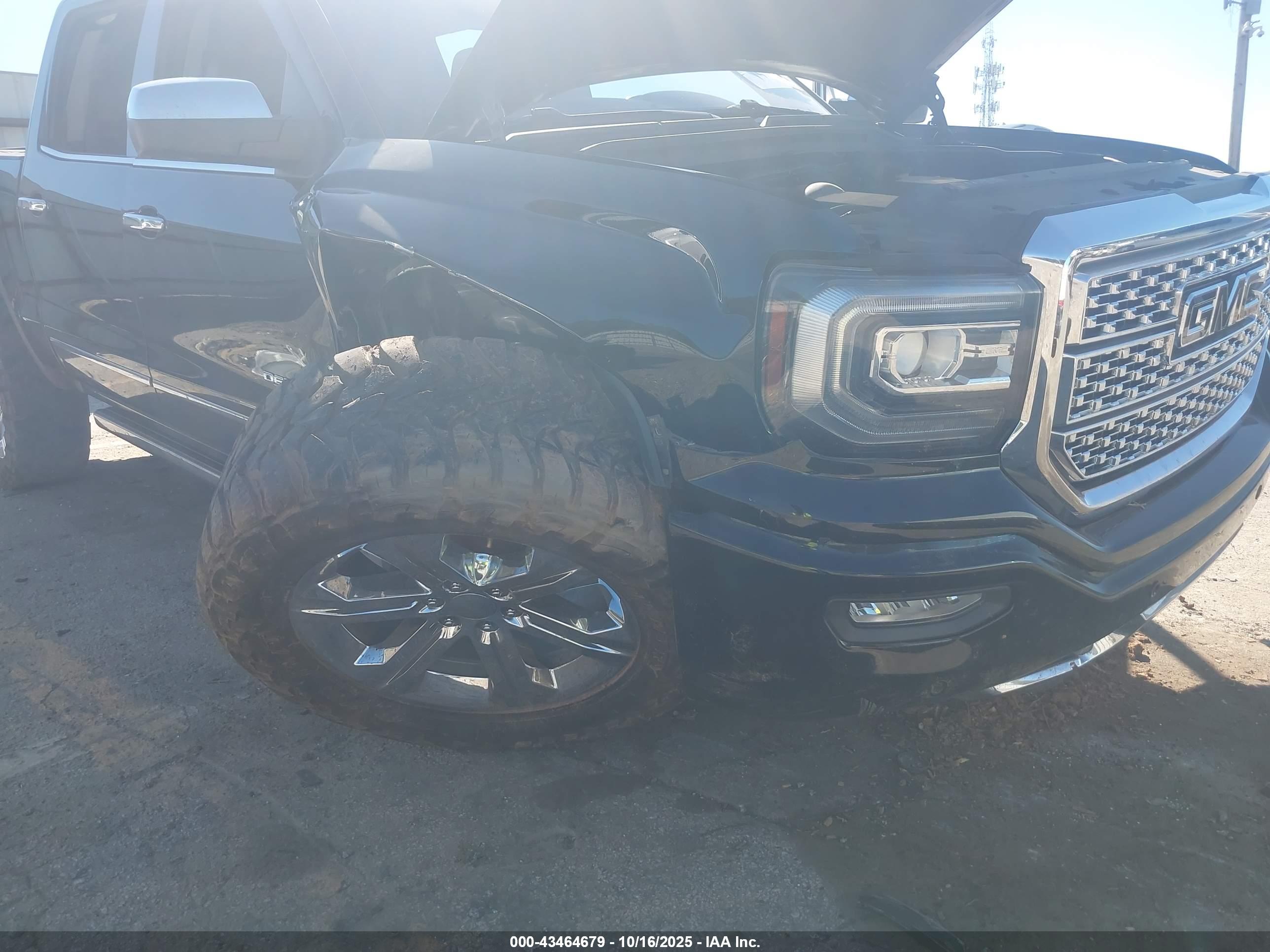 GMC SIERRA image 6