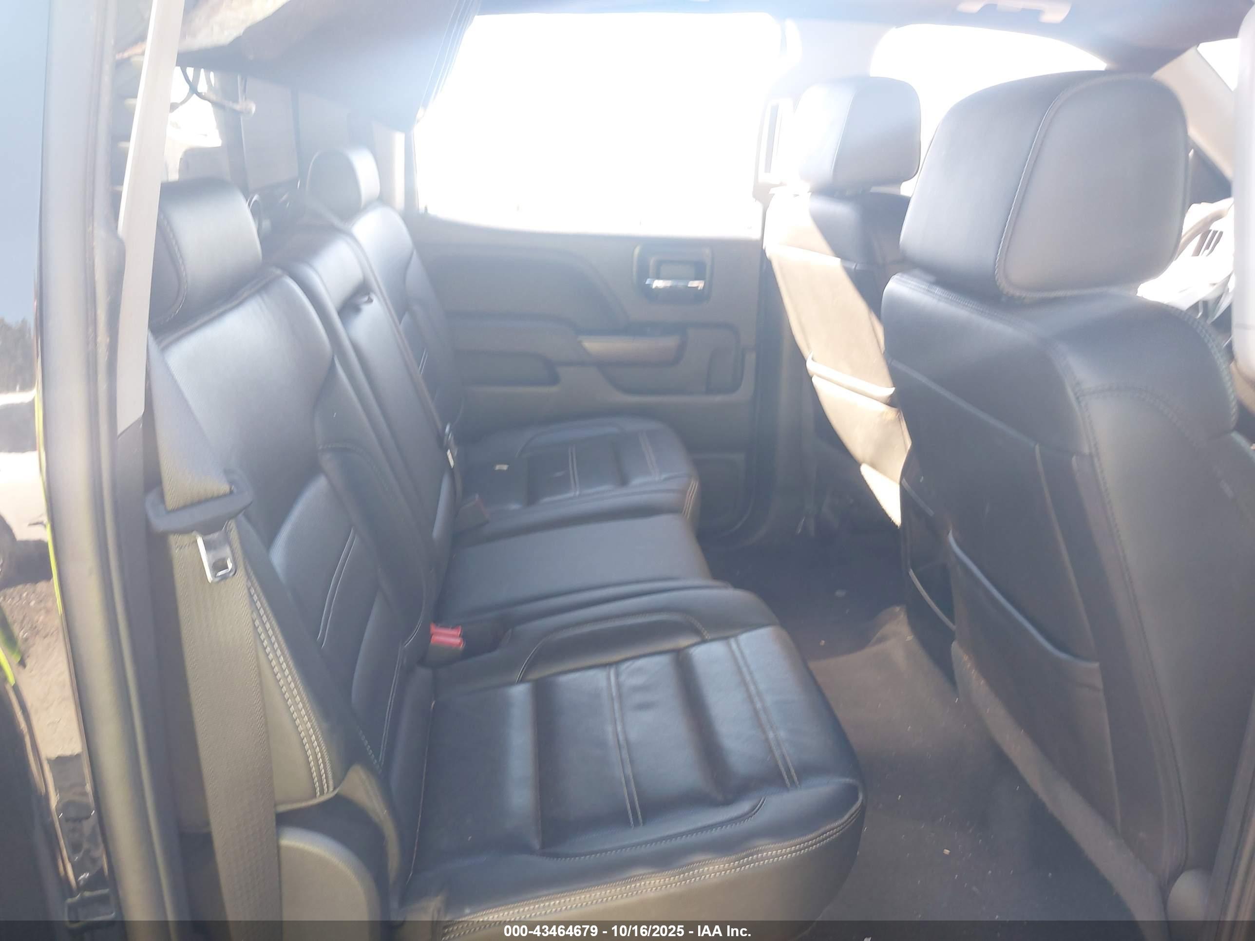 GMC SIERRA image 8