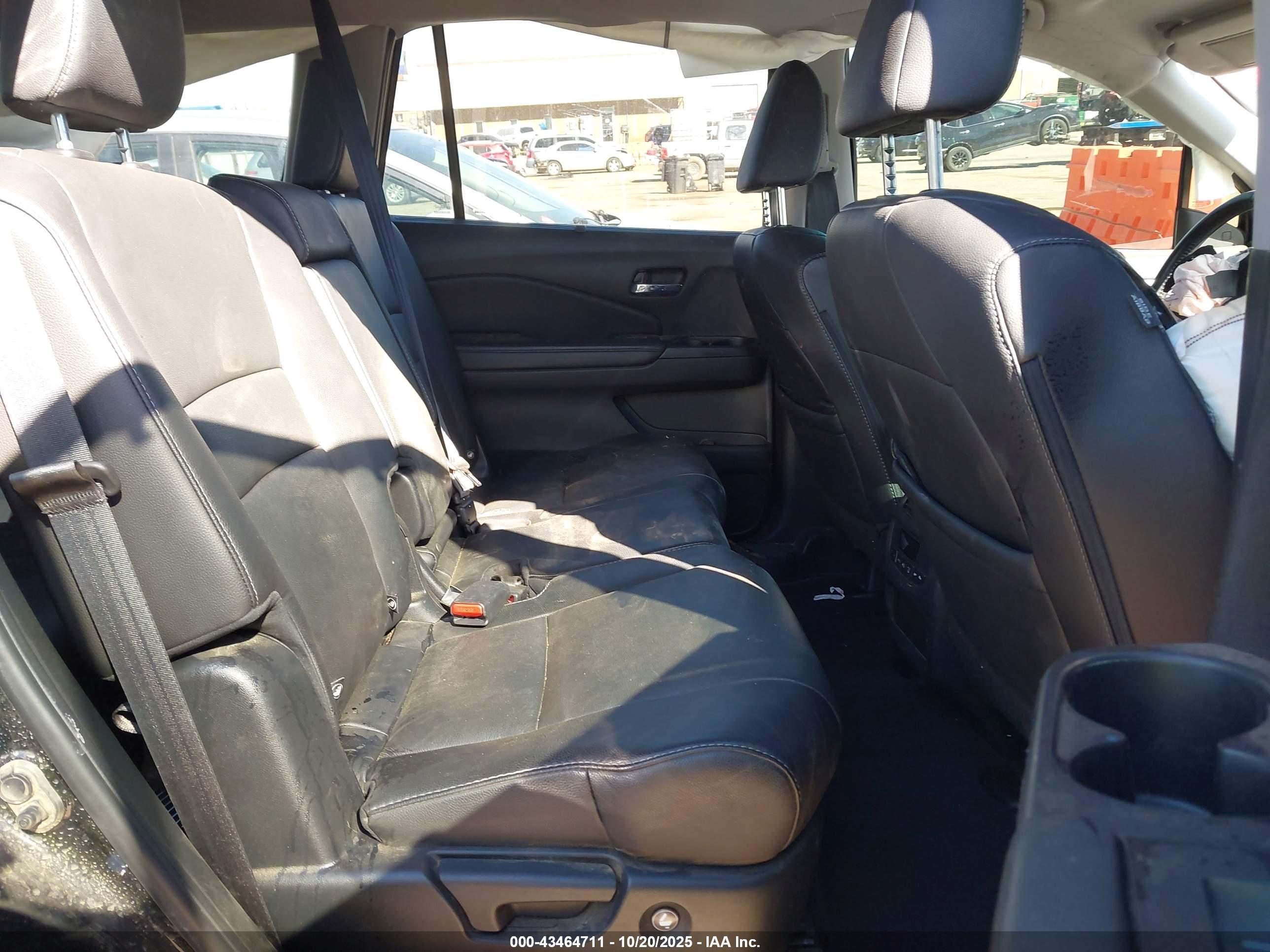 HONDA PILOT image 8