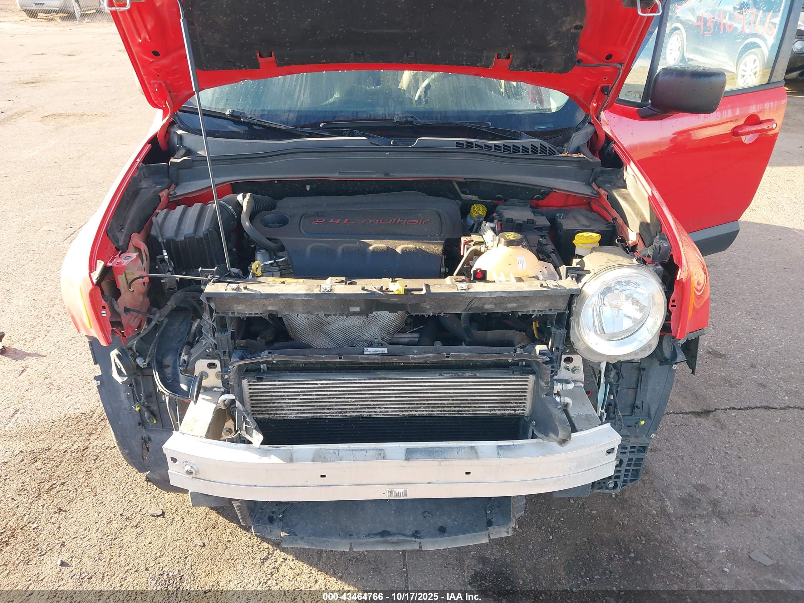 JEEP RENEGADE image 10