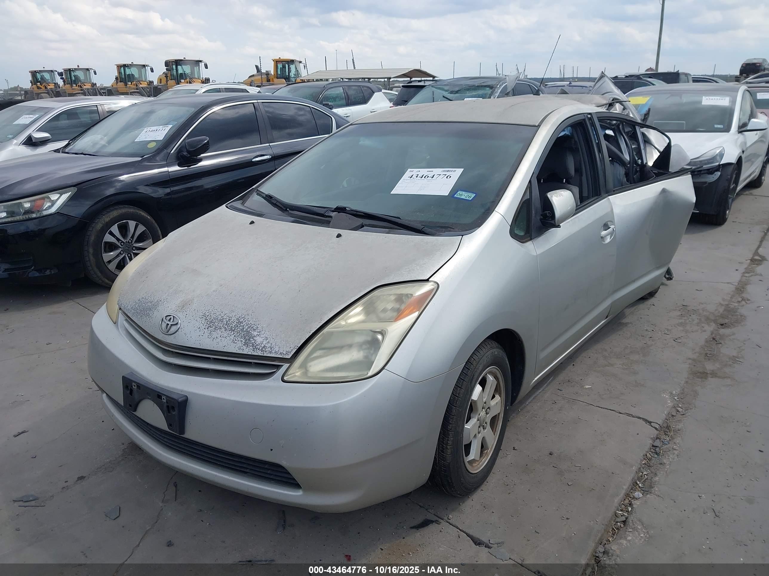 TOYOTA PRIUS image 2