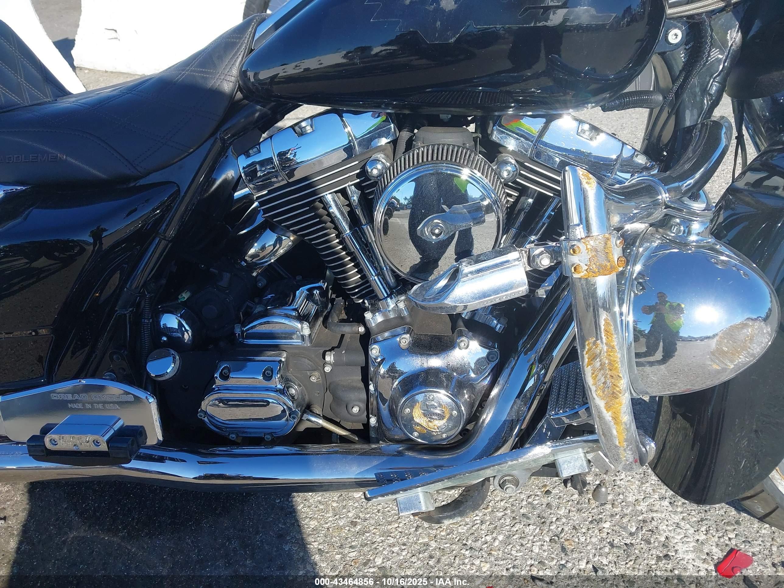 HARLEY-DAVIDSON FLHR image 8