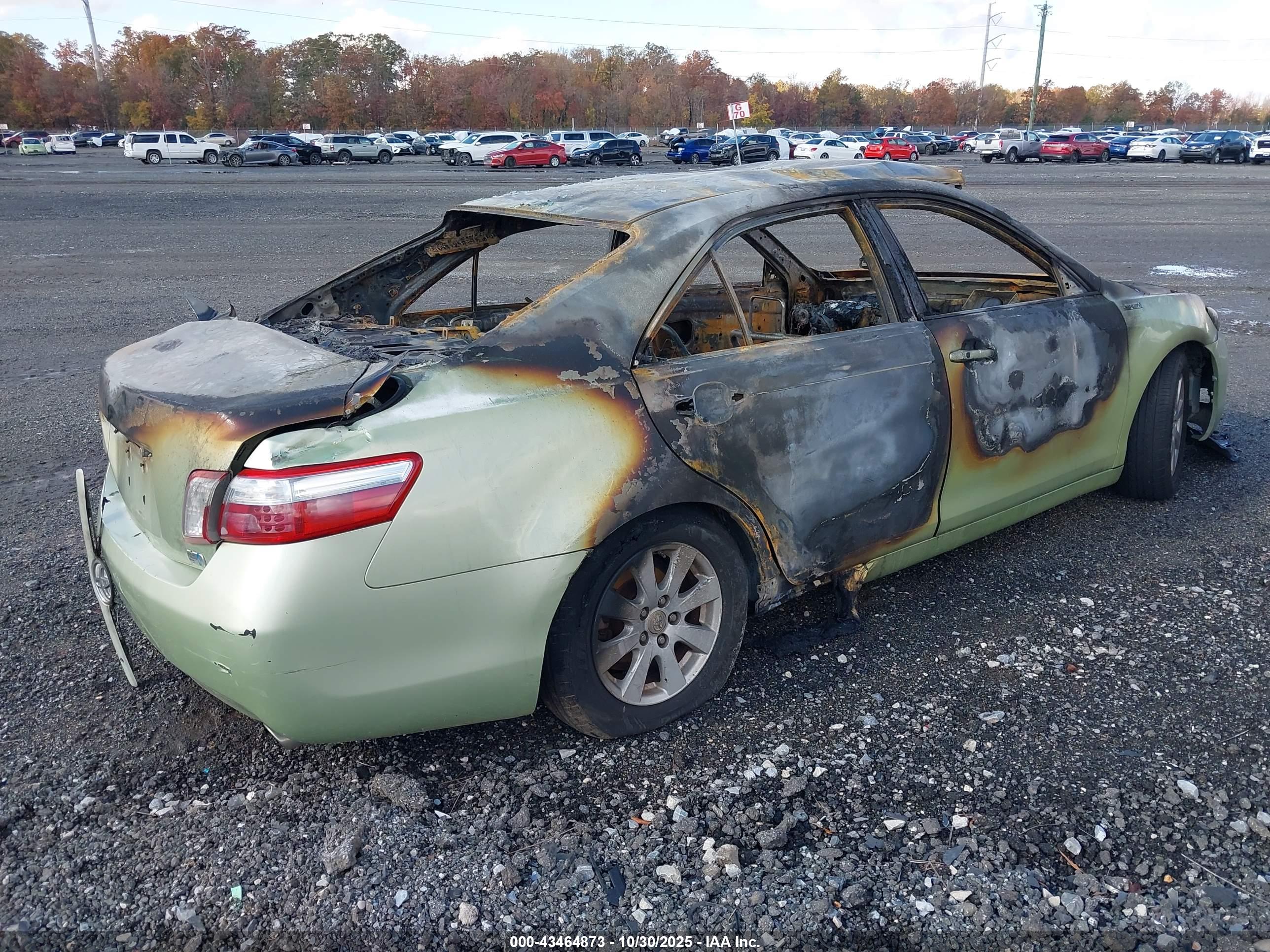 TOYOTA CAMRY image 4