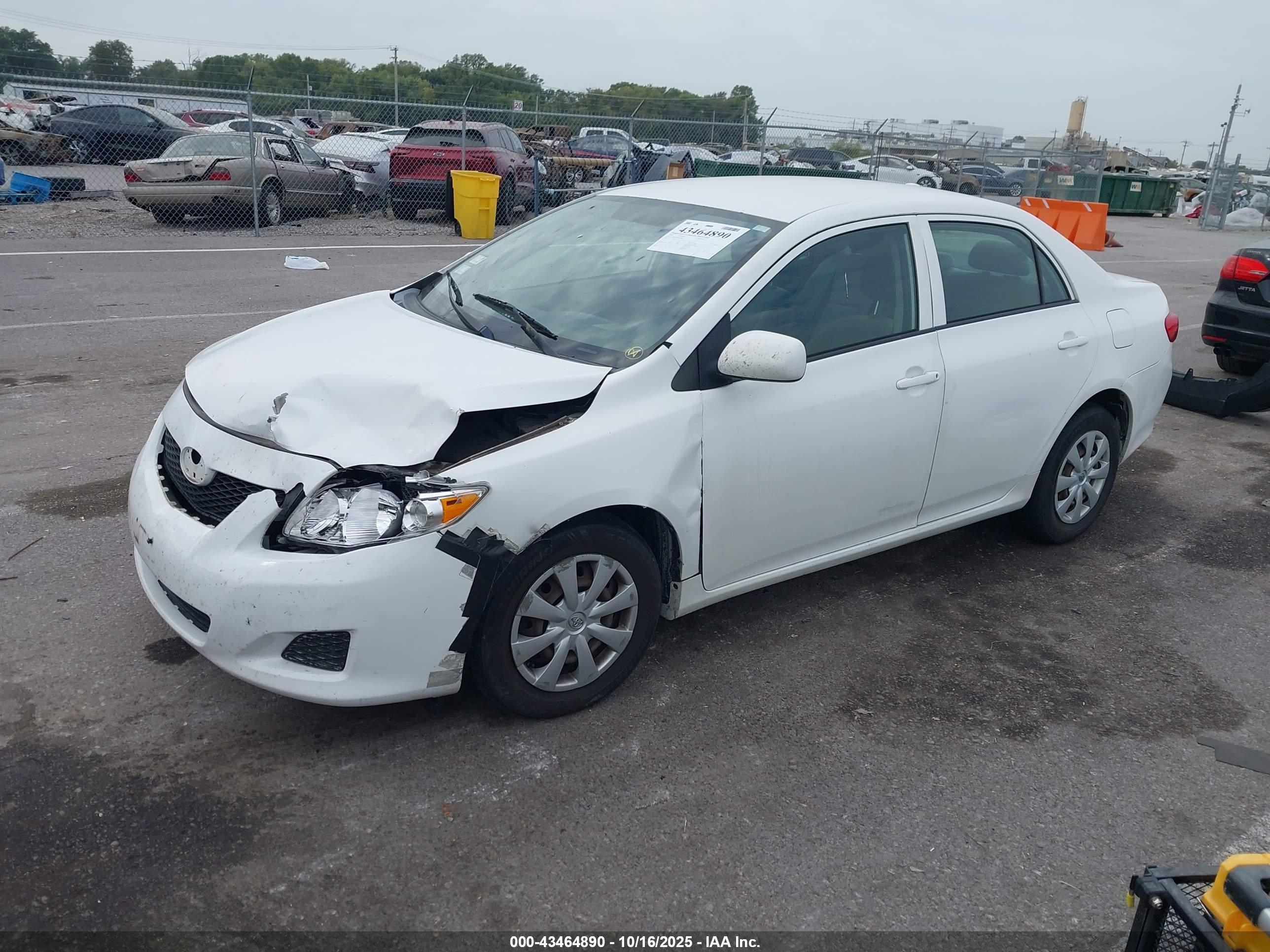 TOYOTA COROLLA image 2