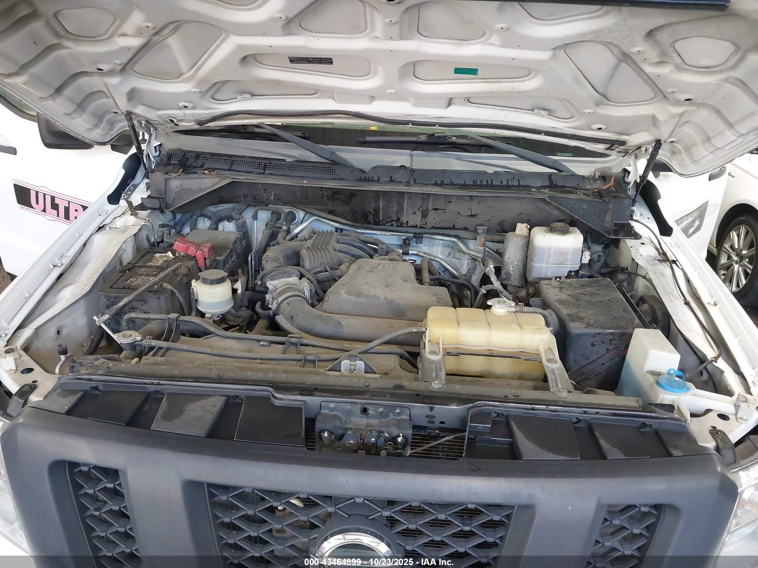 NISSAN NV image 10