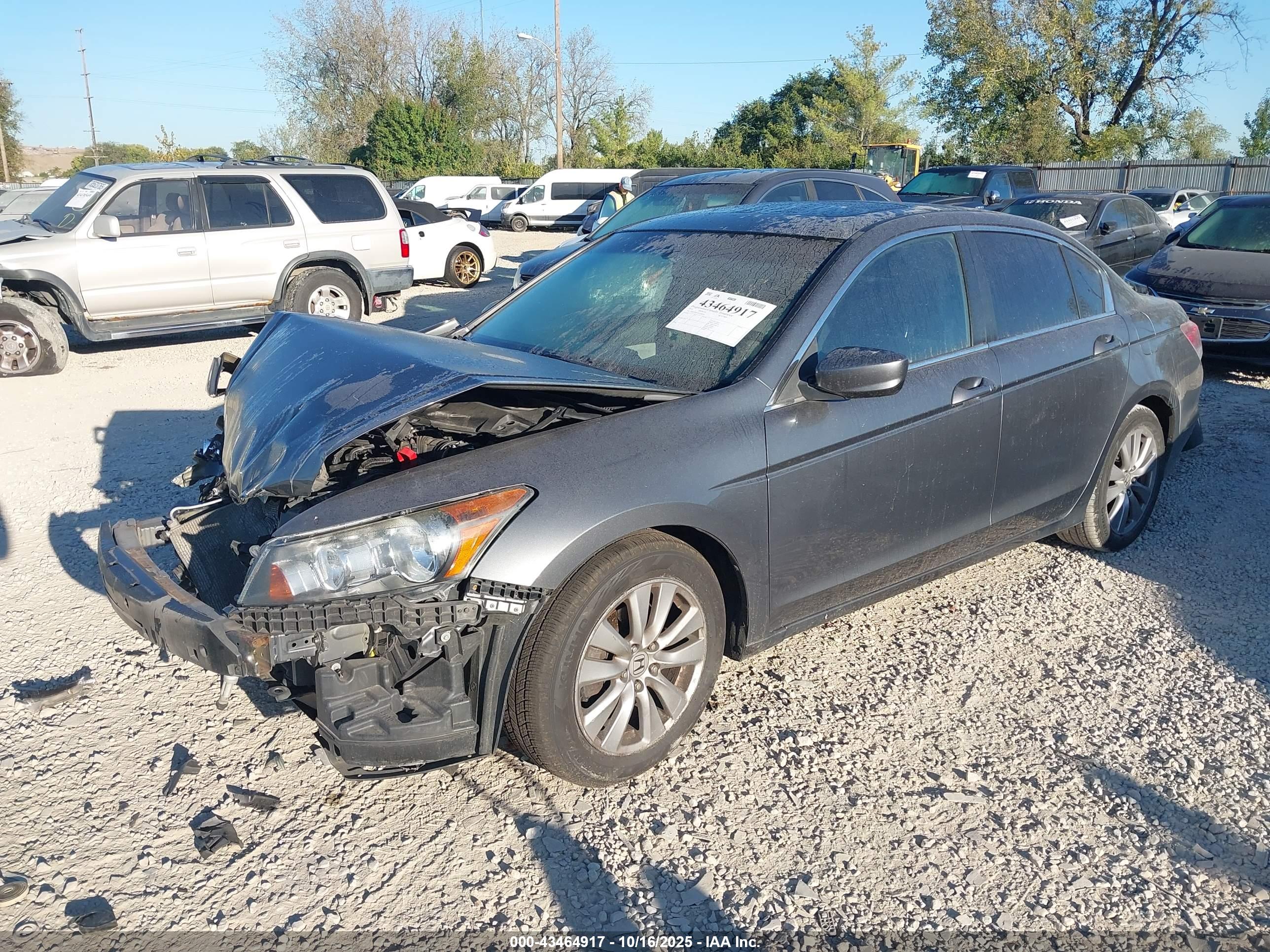 HONDA ACCORD image 2