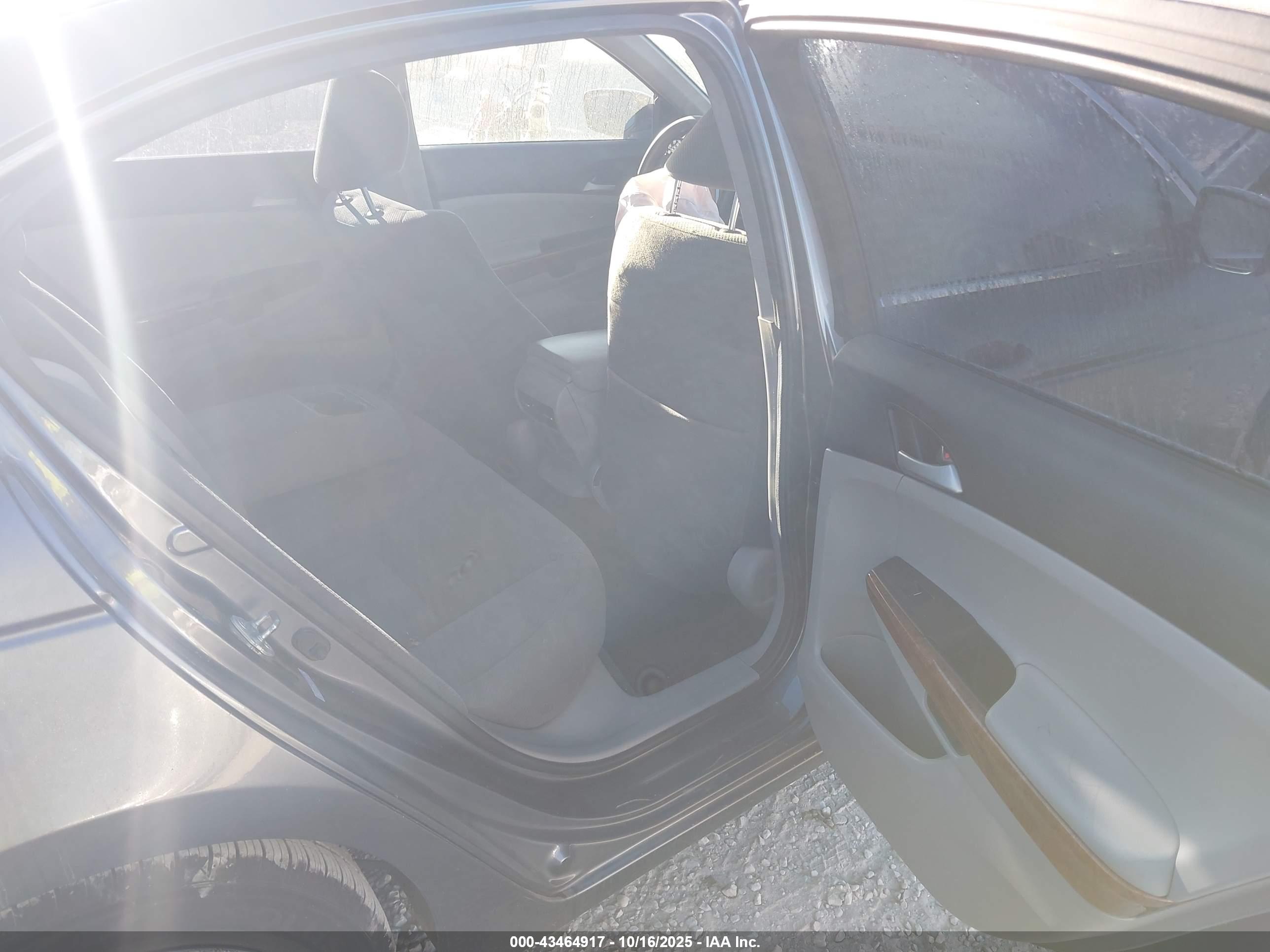 HONDA ACCORD image 8