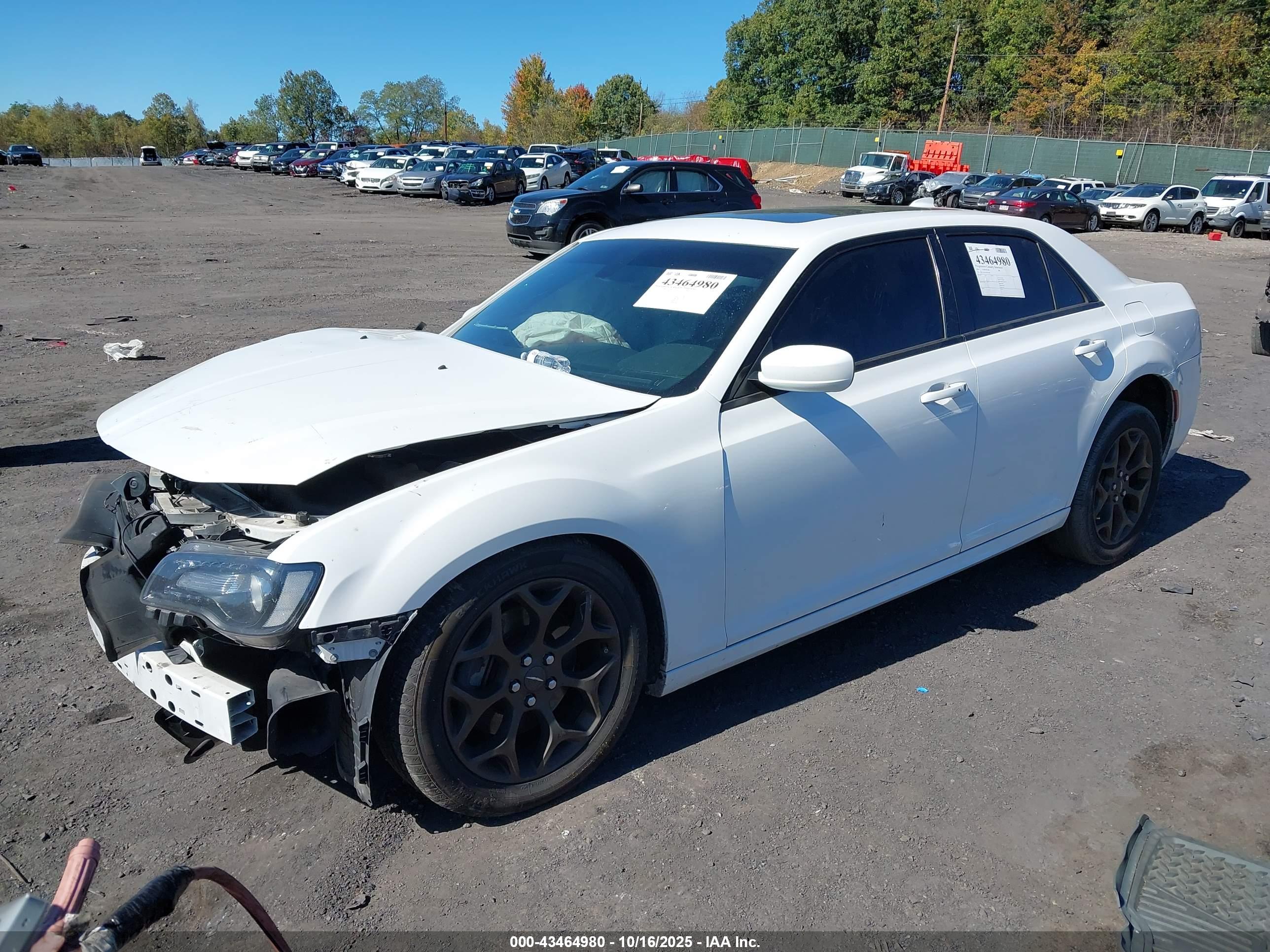 CHRYSLER 300 image 2