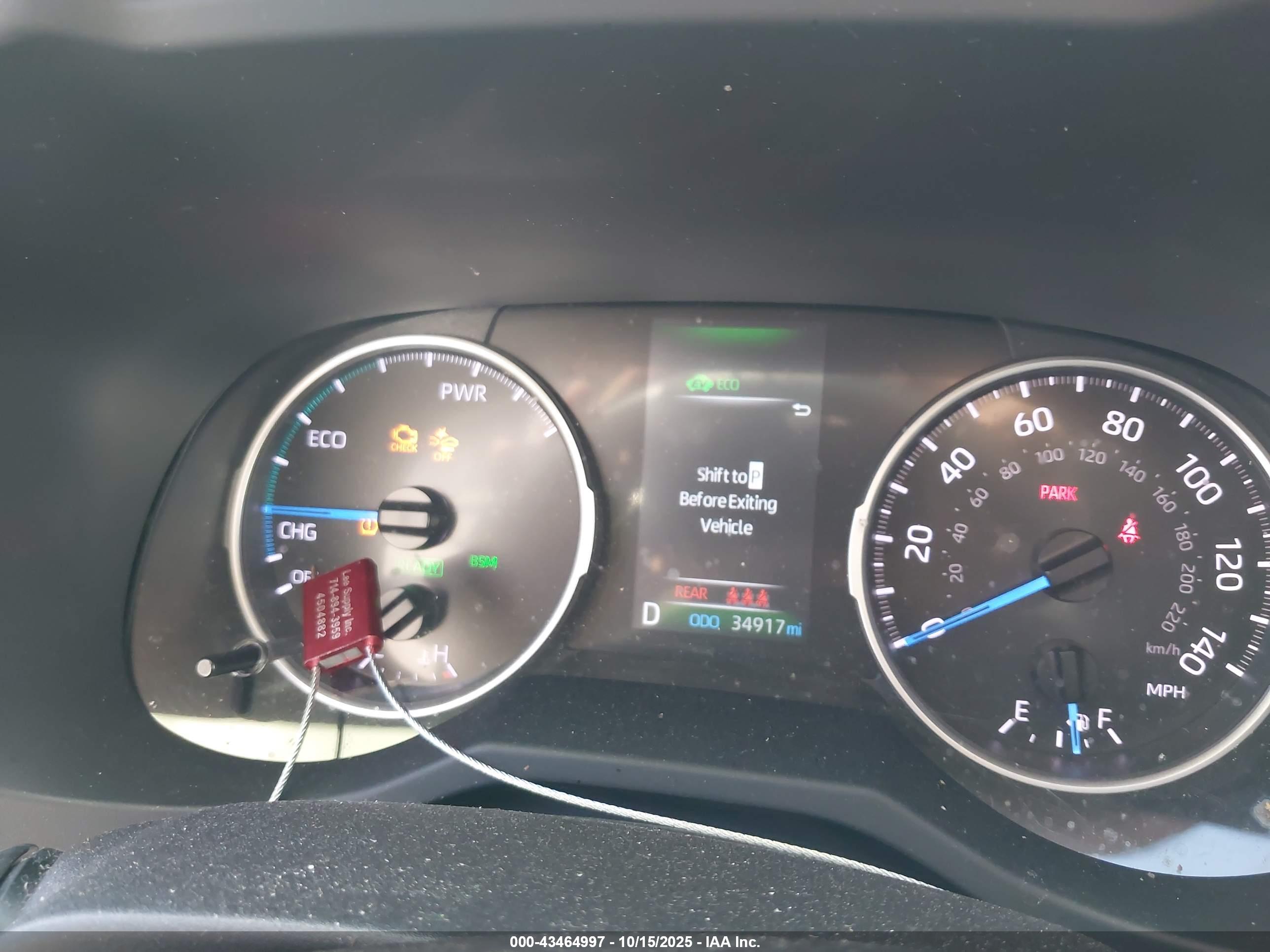 TOYOTA RAV4 image 7
