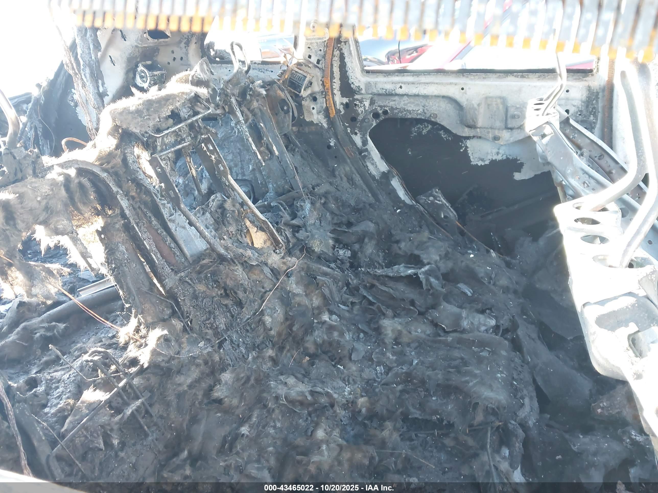 JEEP CHEROKEE image 8