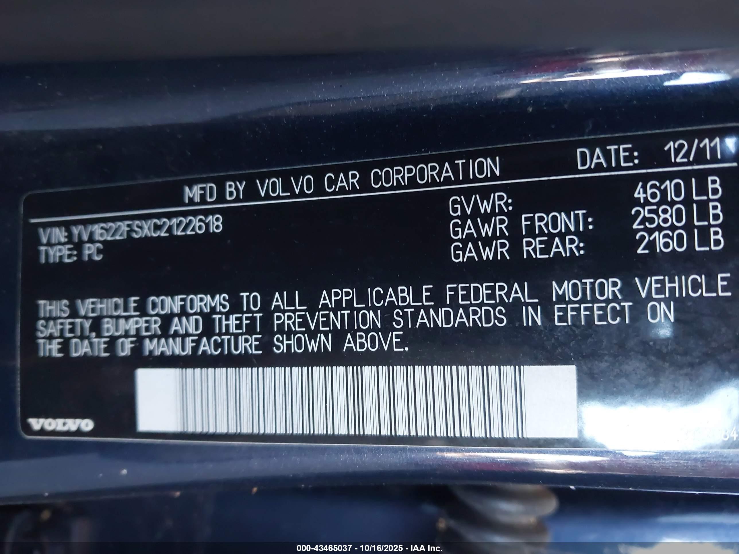 VOLVO S60 image 9