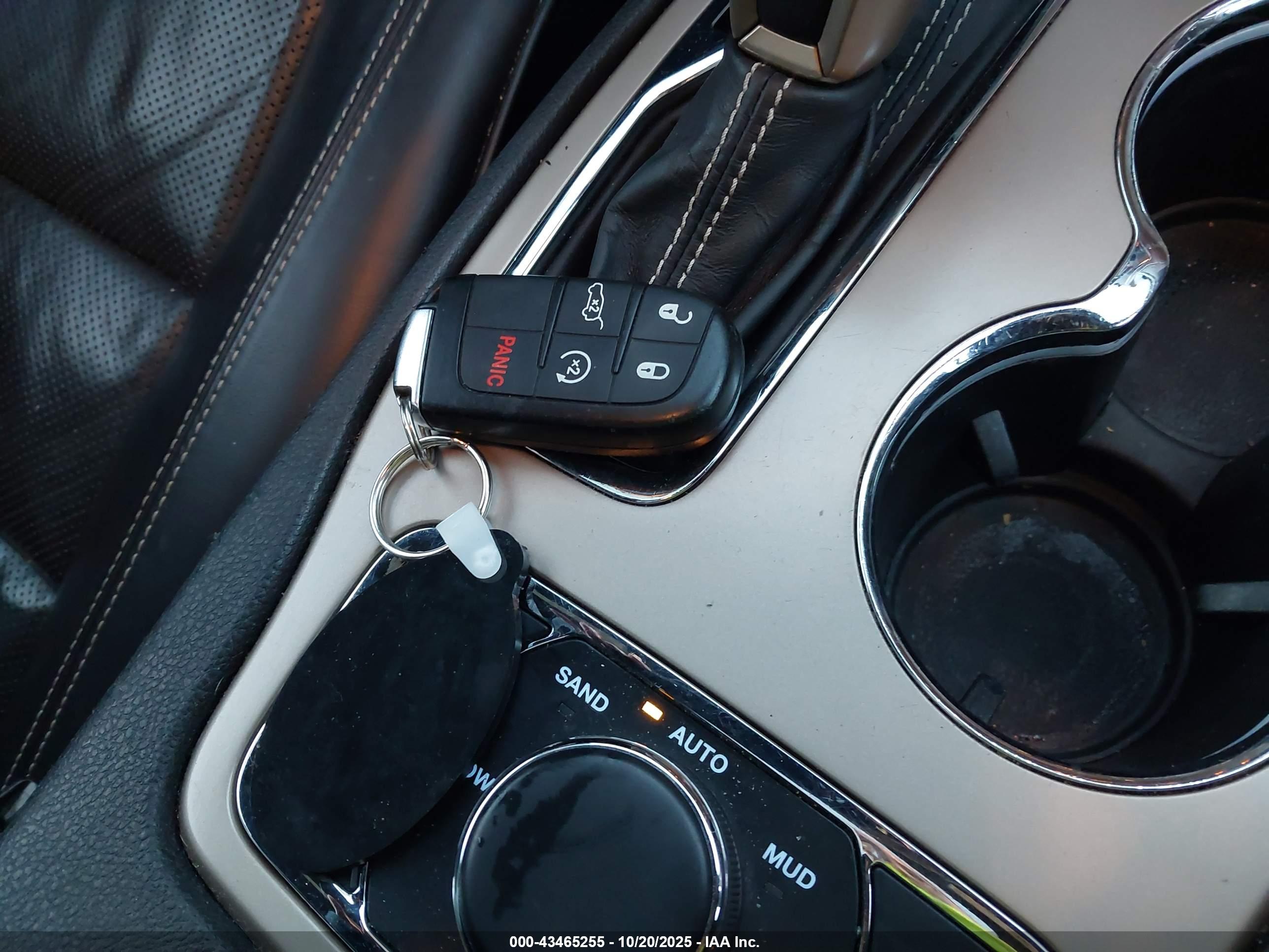 JEEP GRAND image 11
