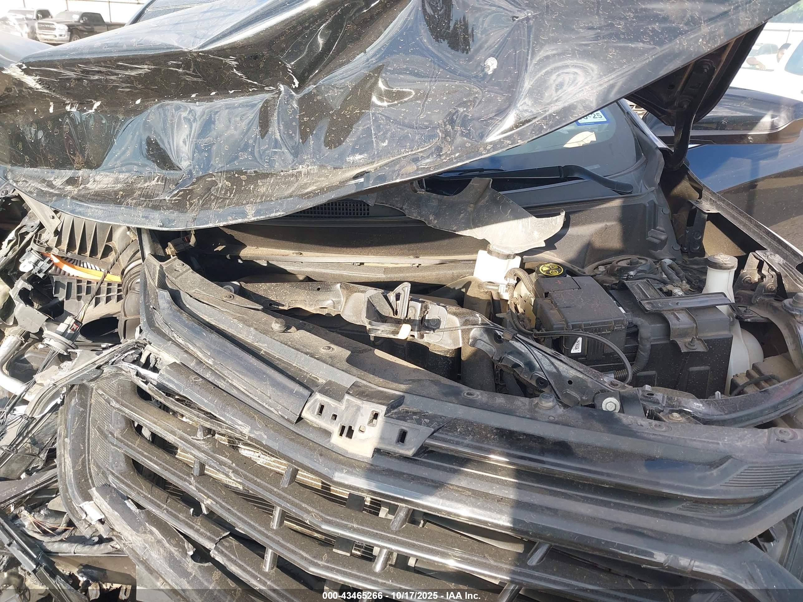CHEVROLET EQUINOX image 10