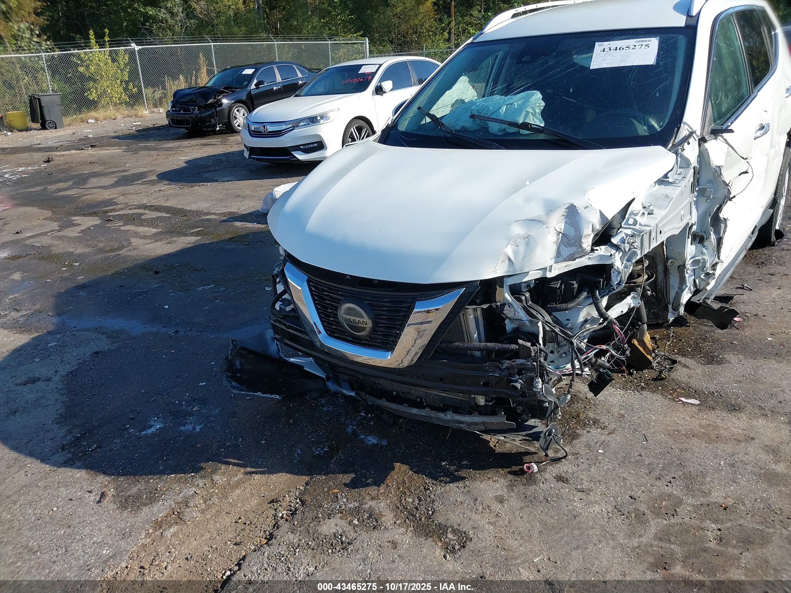 NISSAN ROGUE image 6