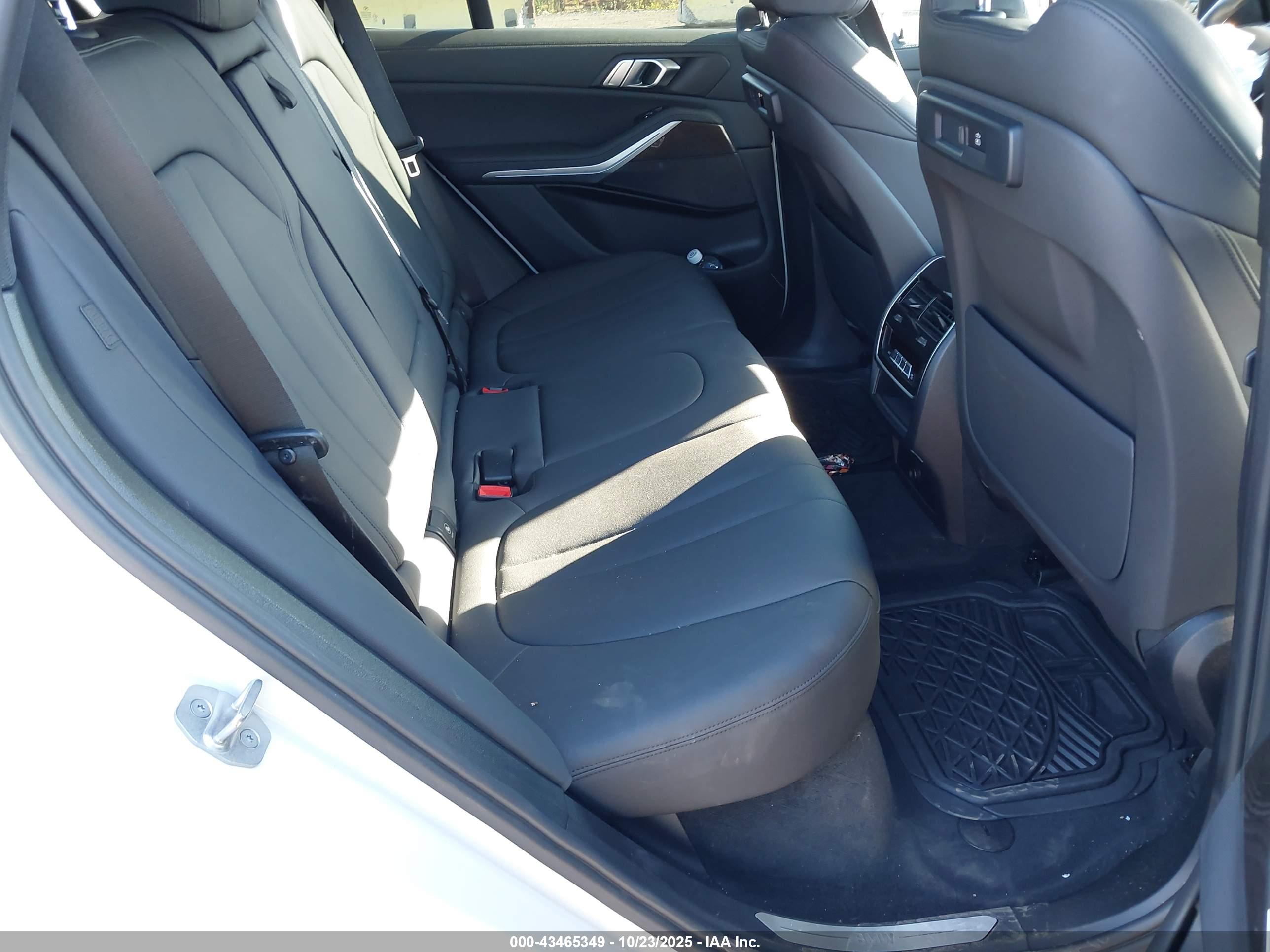 BMW X5 image 8