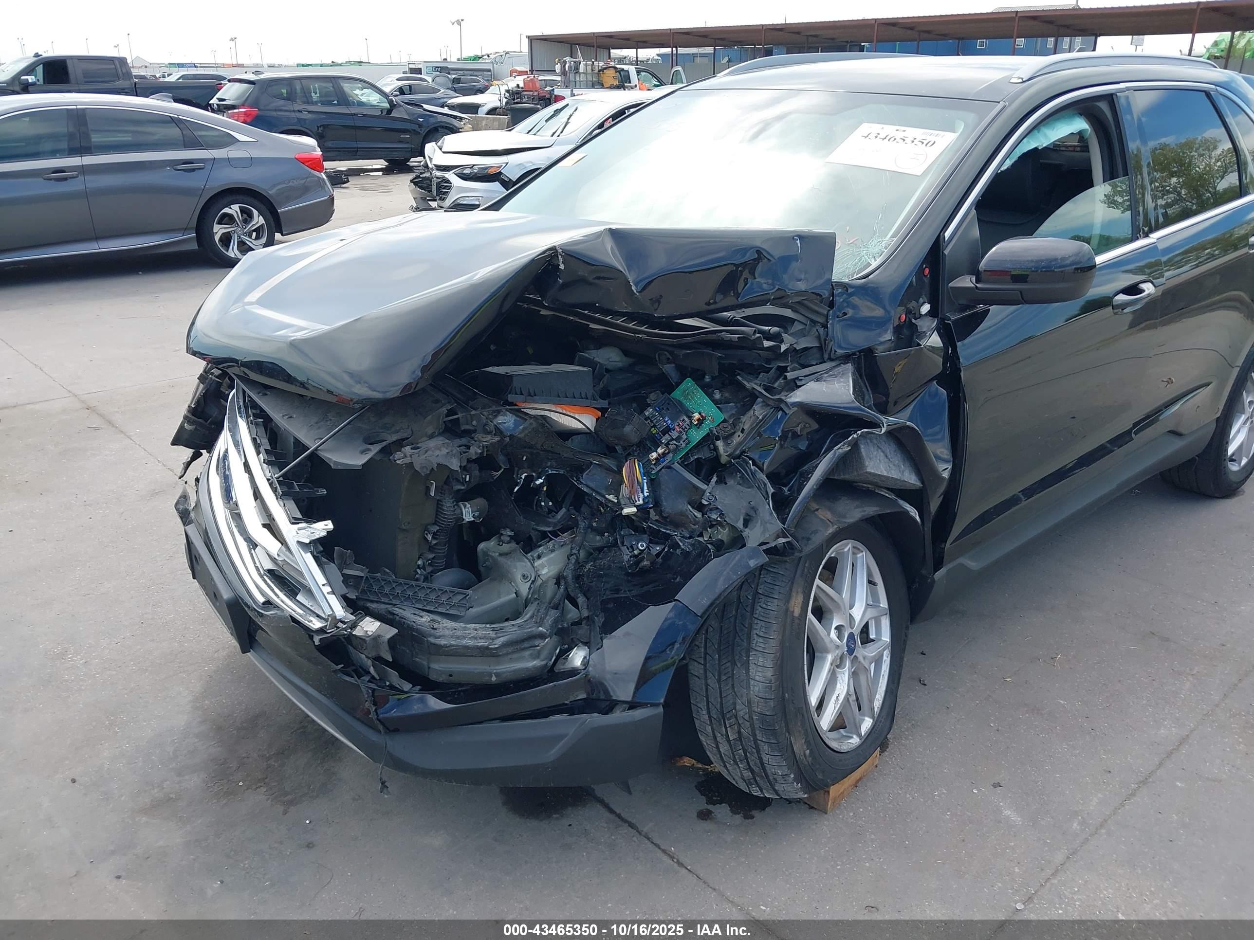 FORD EDGE image 6