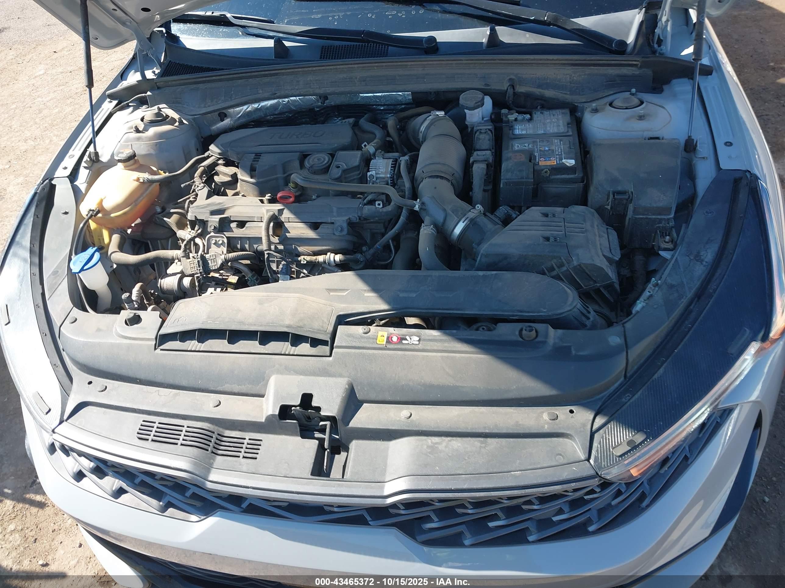 KIA K5 image 10